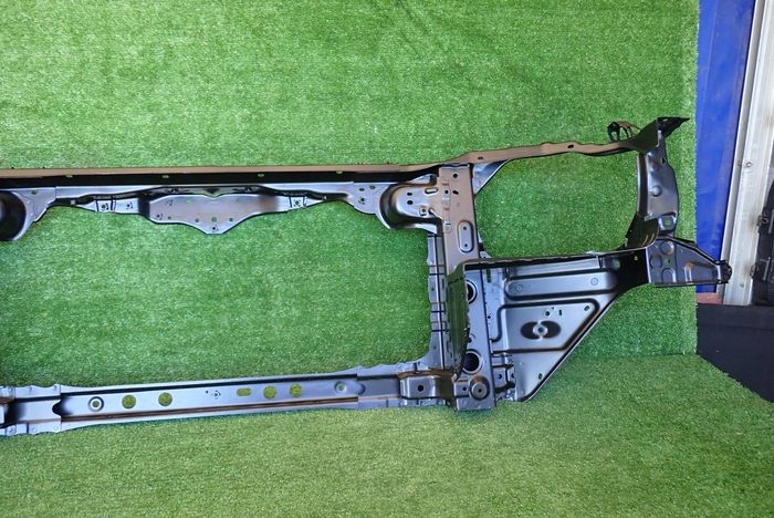 LAND CRUISER LC200 09-17 support panel for radiators front