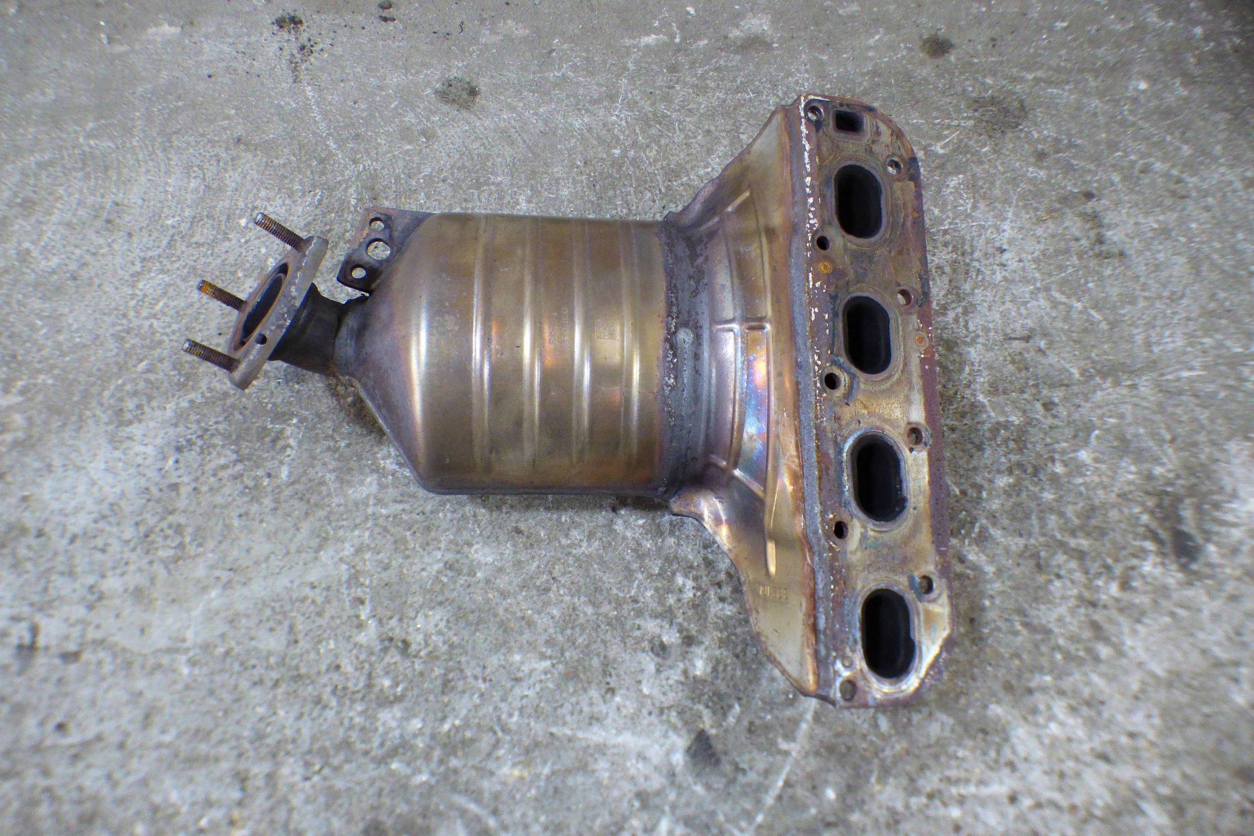 Opel Corsa E 1.4 B catalyst 25195105 st.BDB PRZEBIEG 45 TYS.KM.