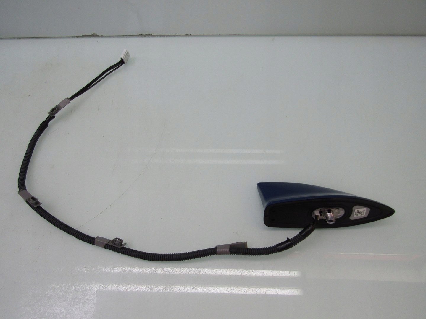 B593M39150-TEA-Q210-M1 - CIVIC X 18R АНТЕННА НА КРЫШУ АКУЛА B593M