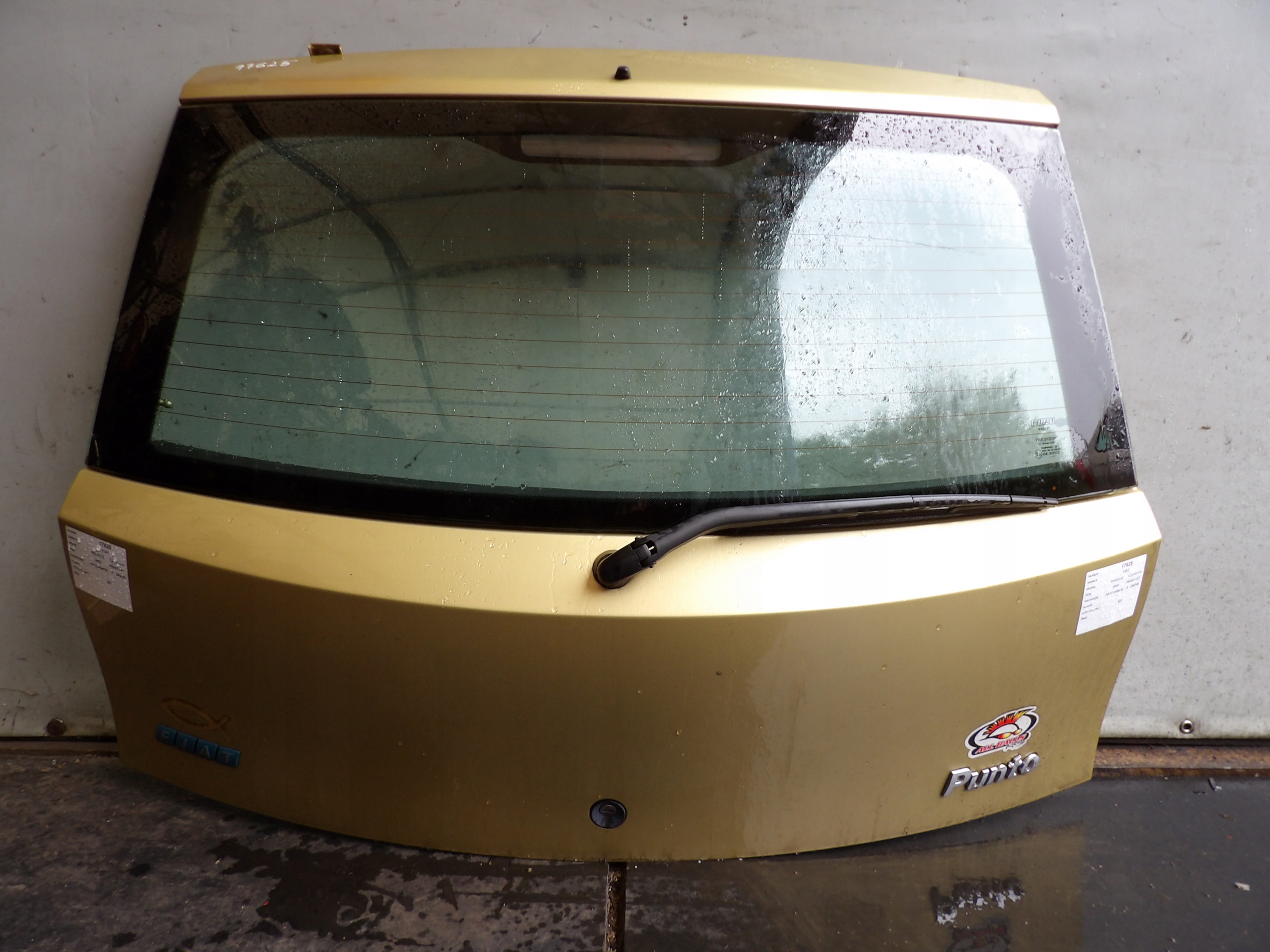 Fiat Punto II boot doors lak. 527 HB 5D