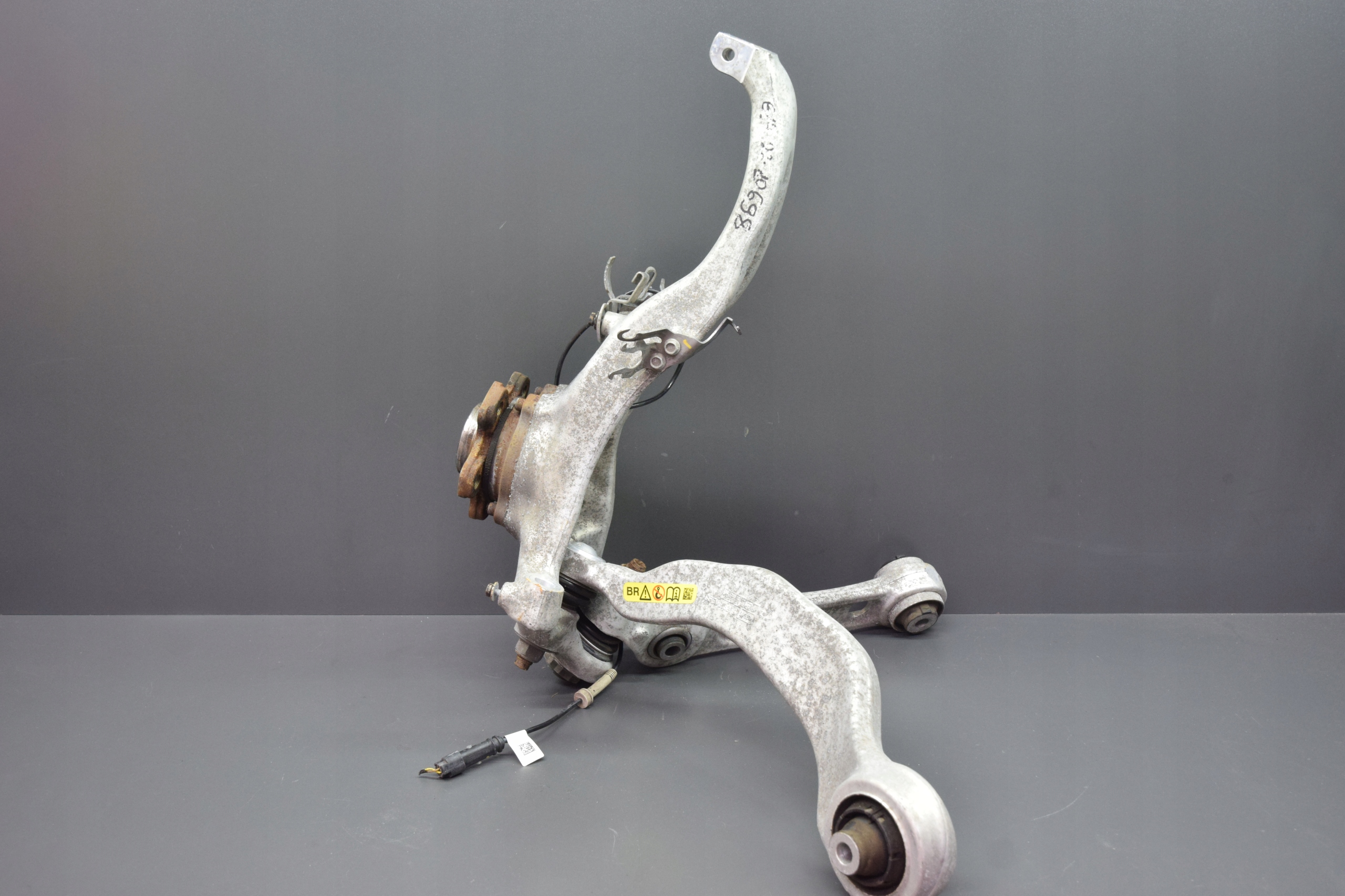 swing right arm BMW 8 G14 G15 G16