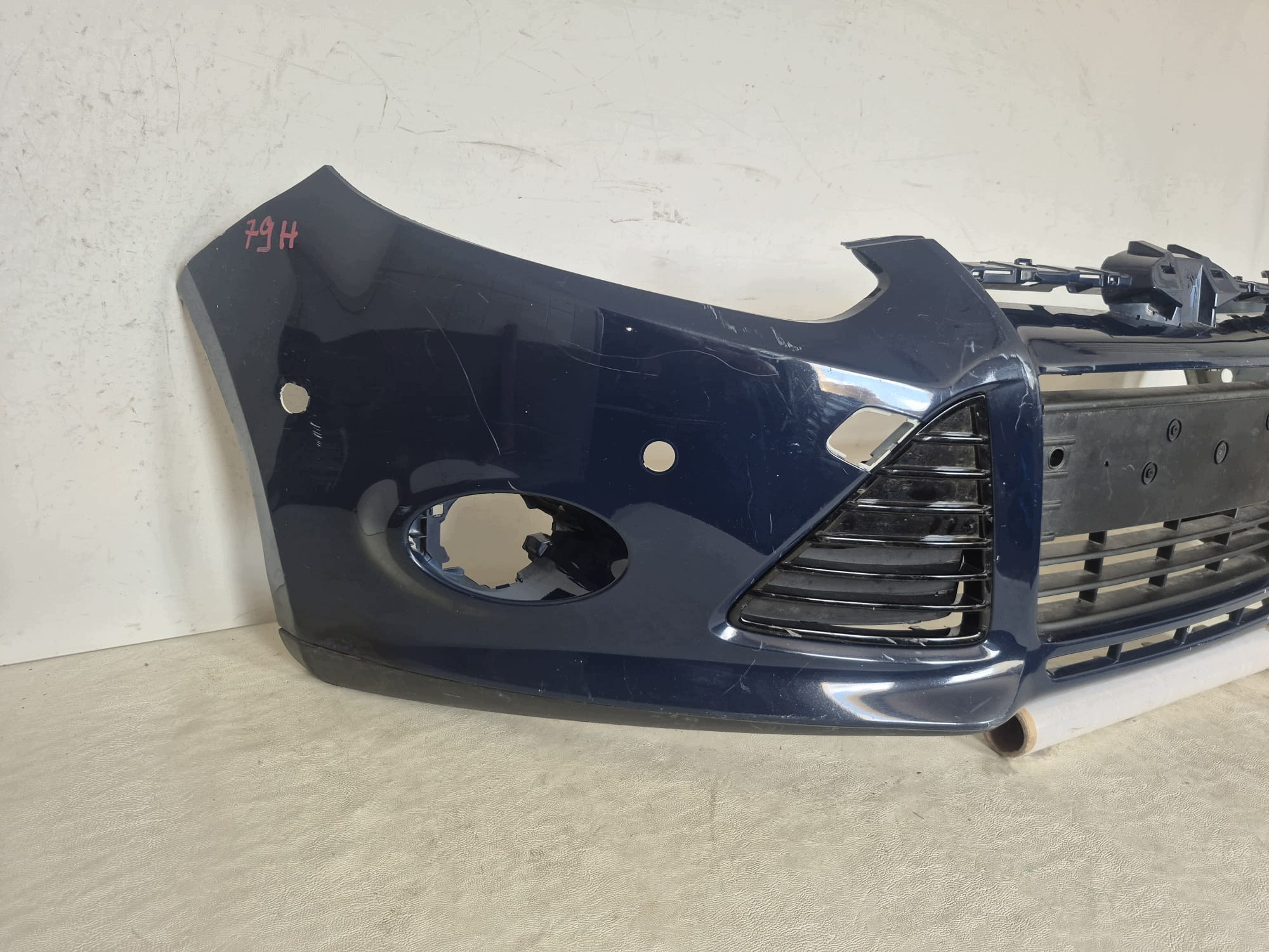 FORD FOCUS III 3 MK3 10-14 bumper front front 6XPDC
