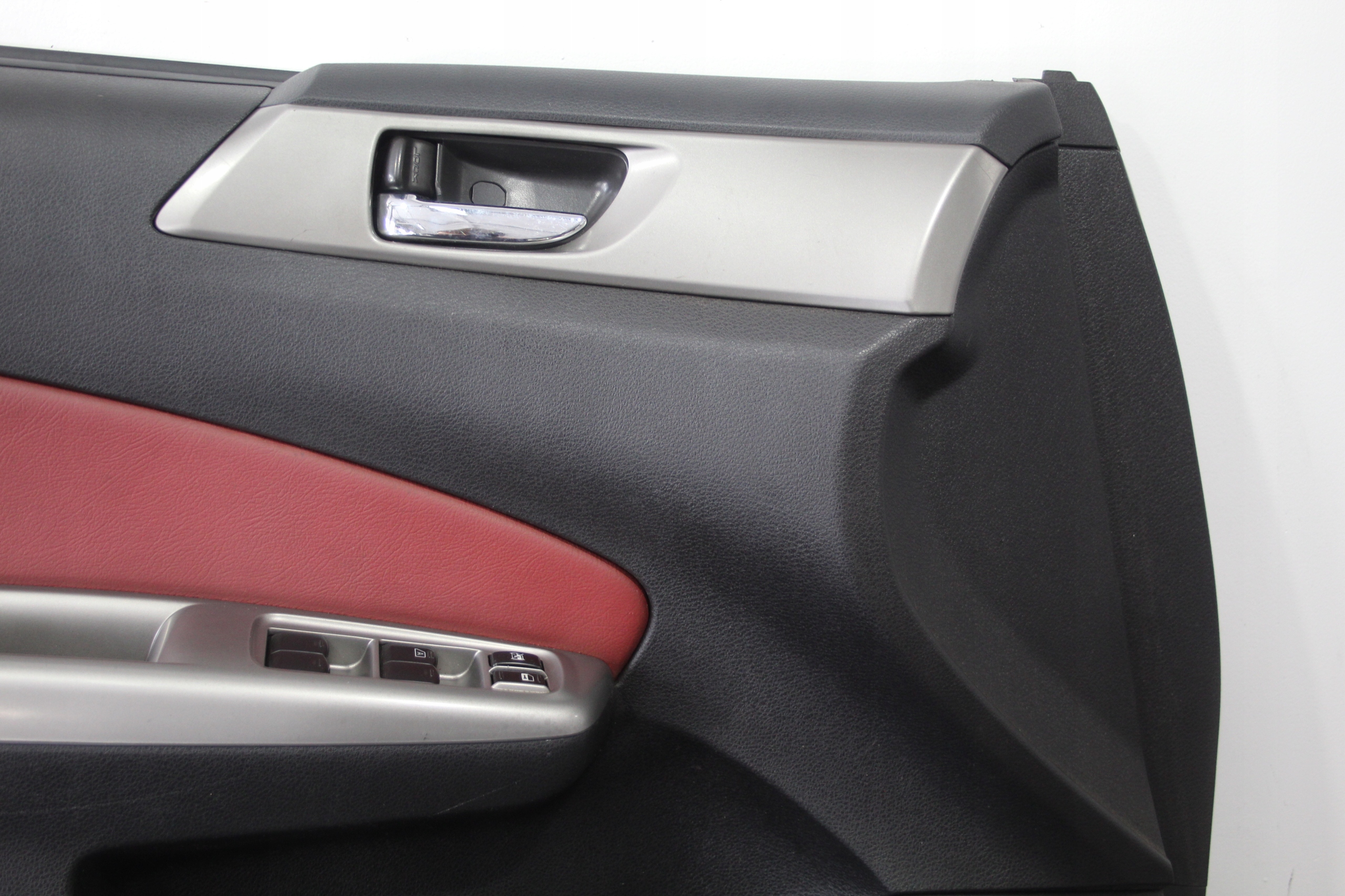 upholstery side door left front SUBARU FORESTER III 3