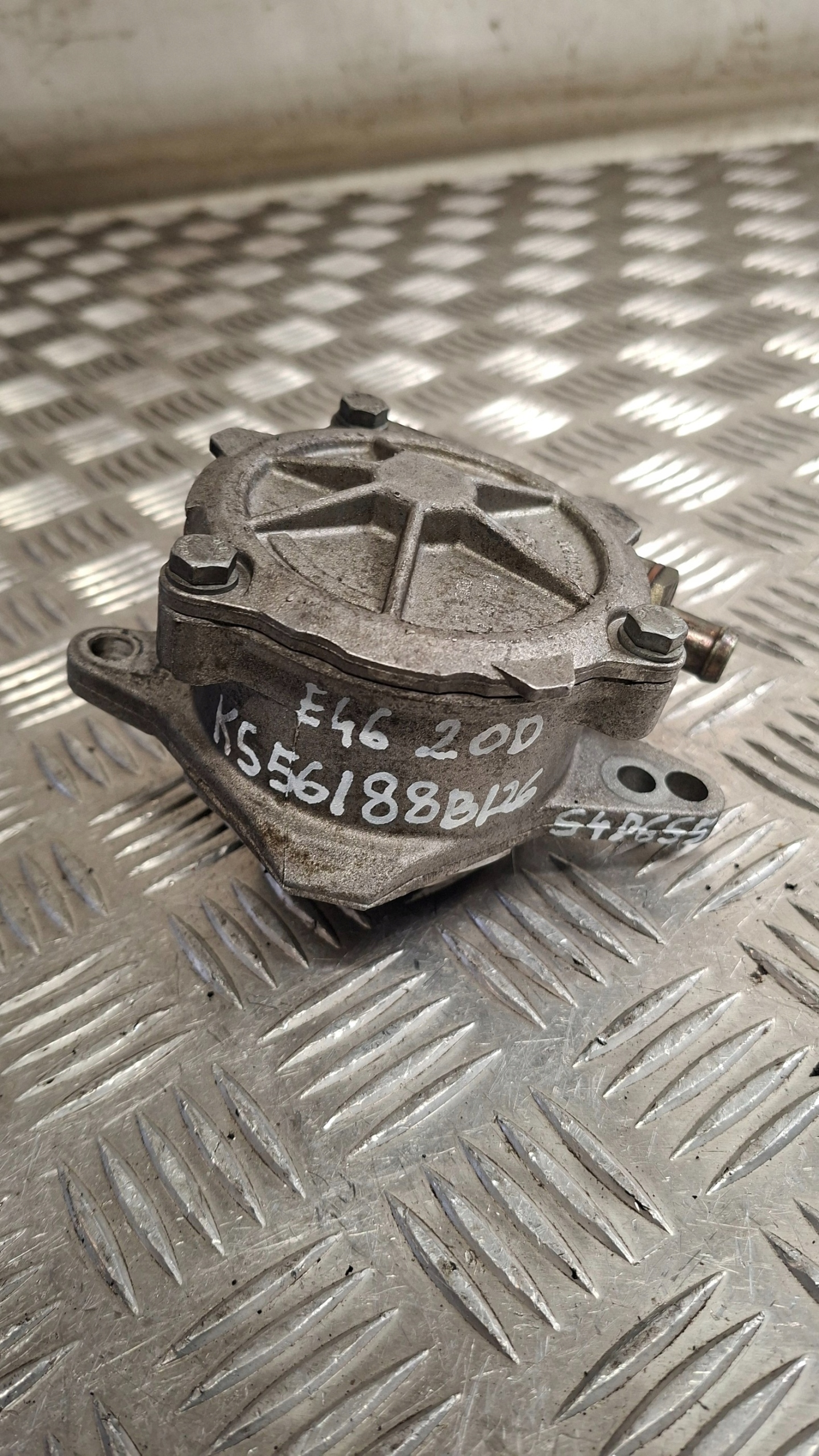 Pompa VACUM BMW E46 2.0D 136KM
