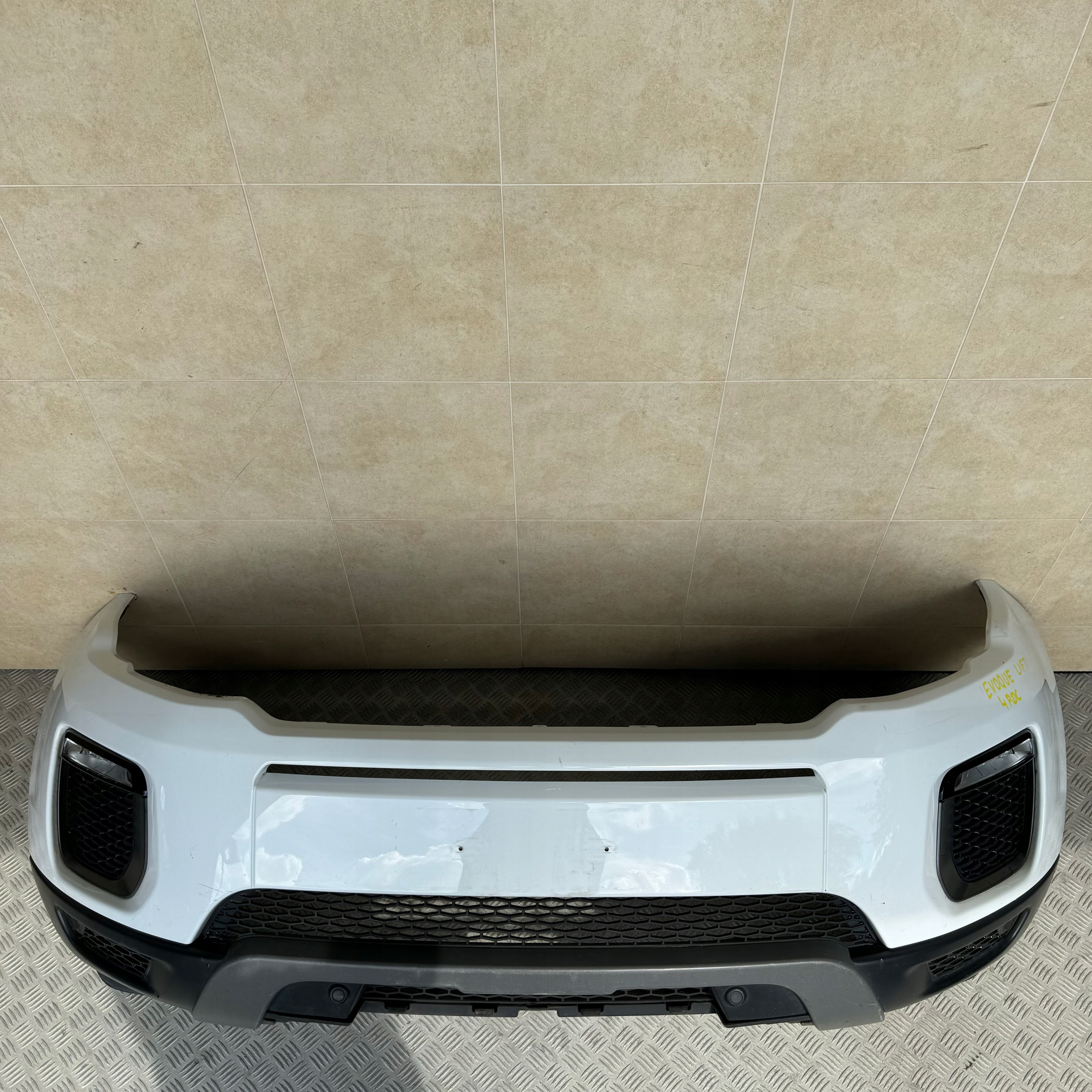front bumper complete LAND ROVER RANGE ROVER EVOQUE and LIFT 4 PDC 2015