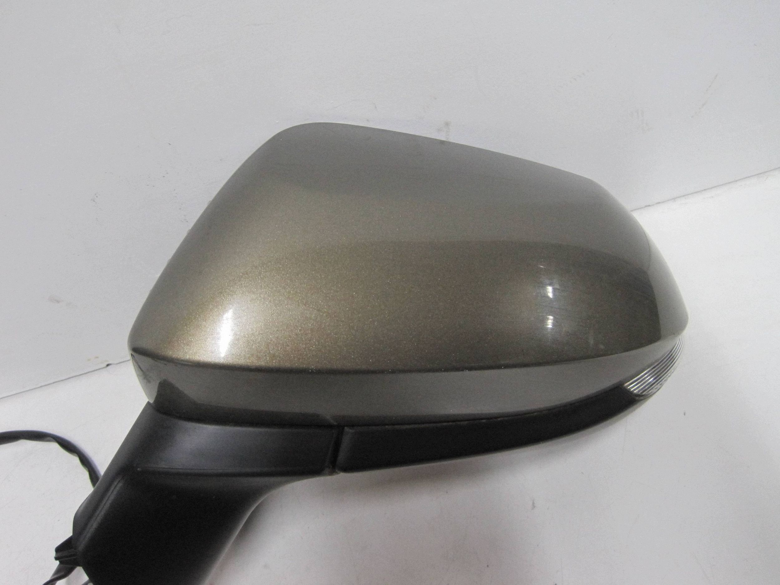 electrics mirror side left TOYOTA YARIS CROSS 24R