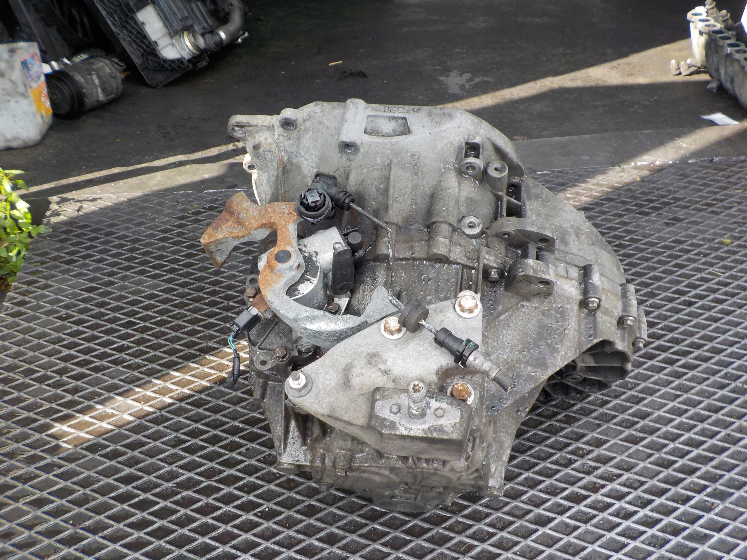 FORD MONDEO IV 2.0 TDCI Getriebe AG9R-7002-KA