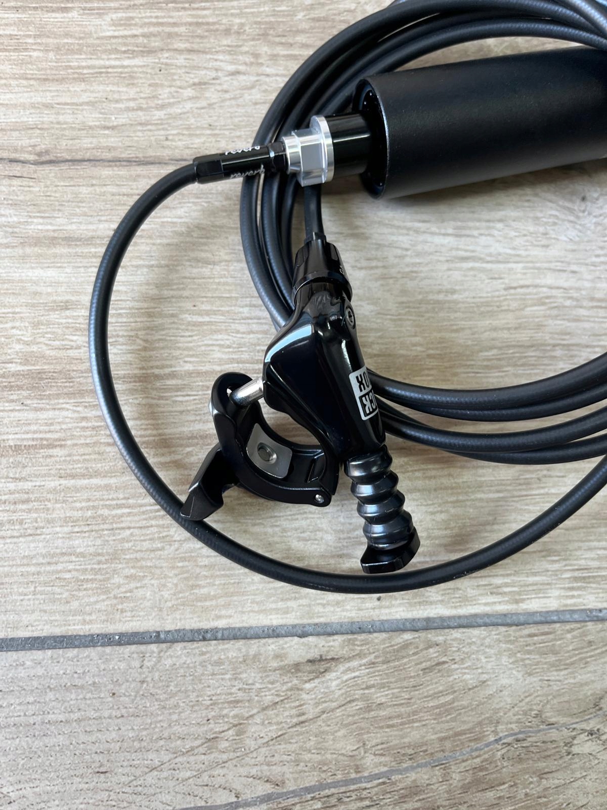 SZTYCA REGULOWANA ROCK SHOX REVERB 31,6mm x 340mm Model Reverb