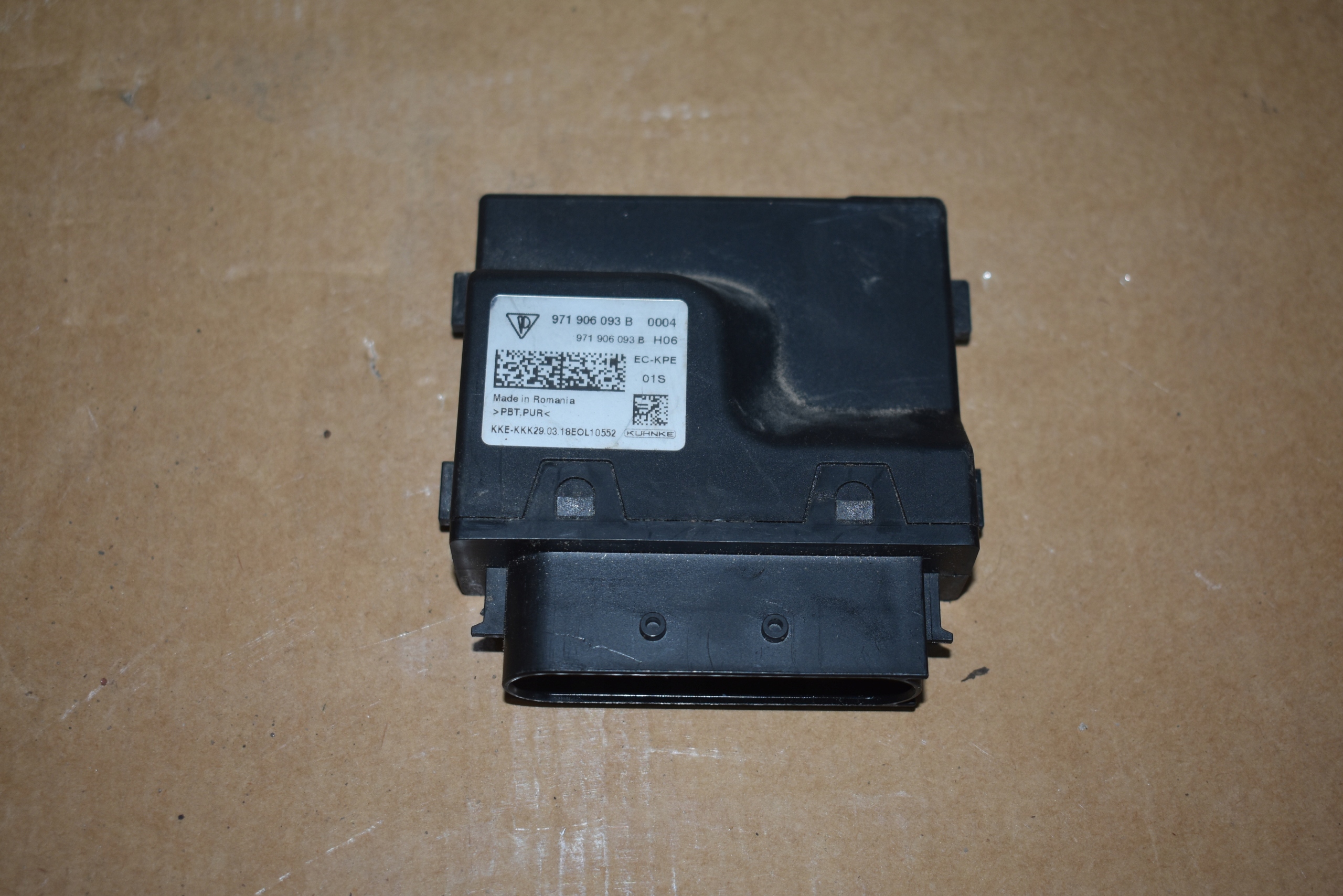 IDEALNY modulo POMPY carburante PORSCHE PANAMERA 971 1 9