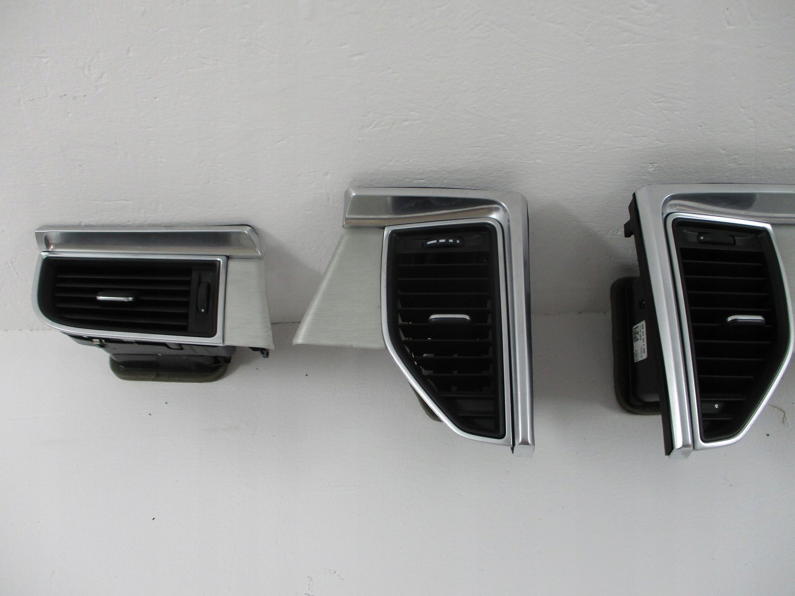 DEKOR BOUCHES BUSES GRILLE PORSCHE MACAN 95B