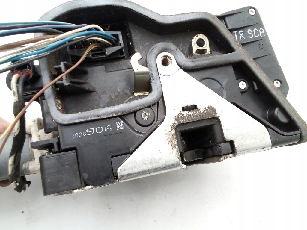 BMW 7 E65 lock right front front 7028906