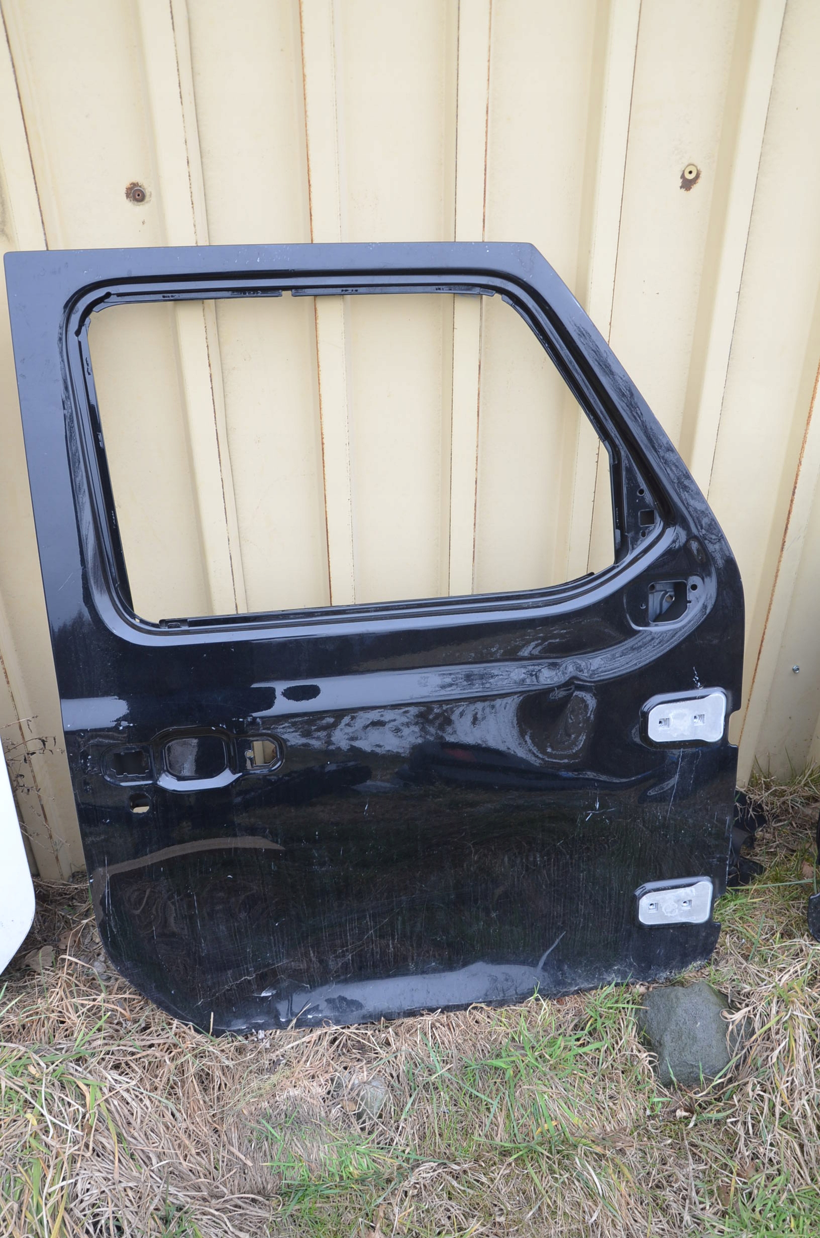 68281910AM - ПЕРЕДНЯЯ ПРАВАЯ ДВЕРЬ ОРИГИНАЛ WRANGLER JL 2018