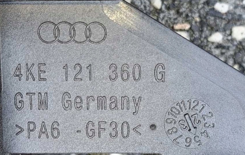 AUDI eTRON RAMKA CHŁODNIC OBUDOWA WENTYLATORA Producent części Audi OE