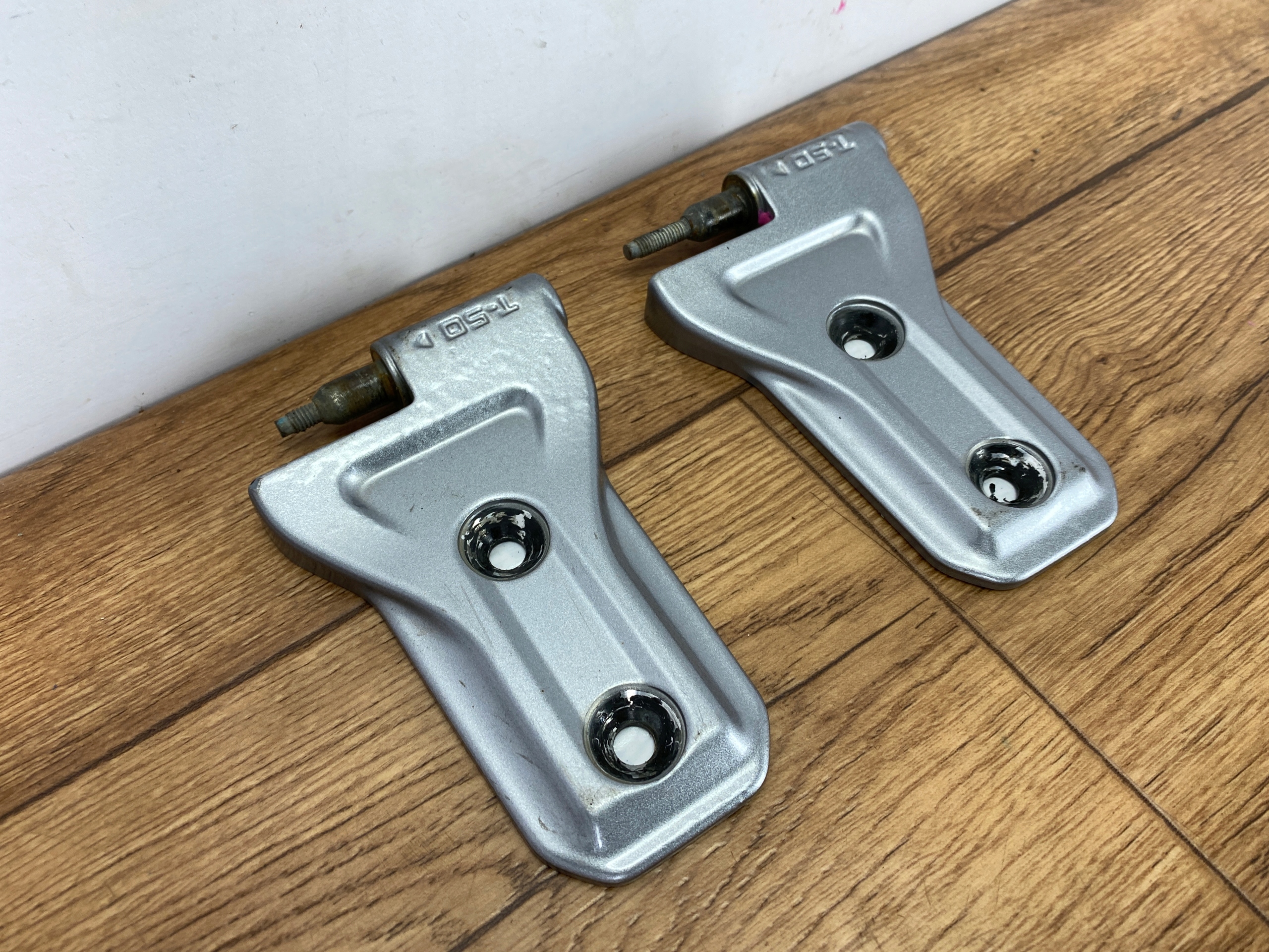 hinges door left front Jeep Wrangler JL 2018+ USA