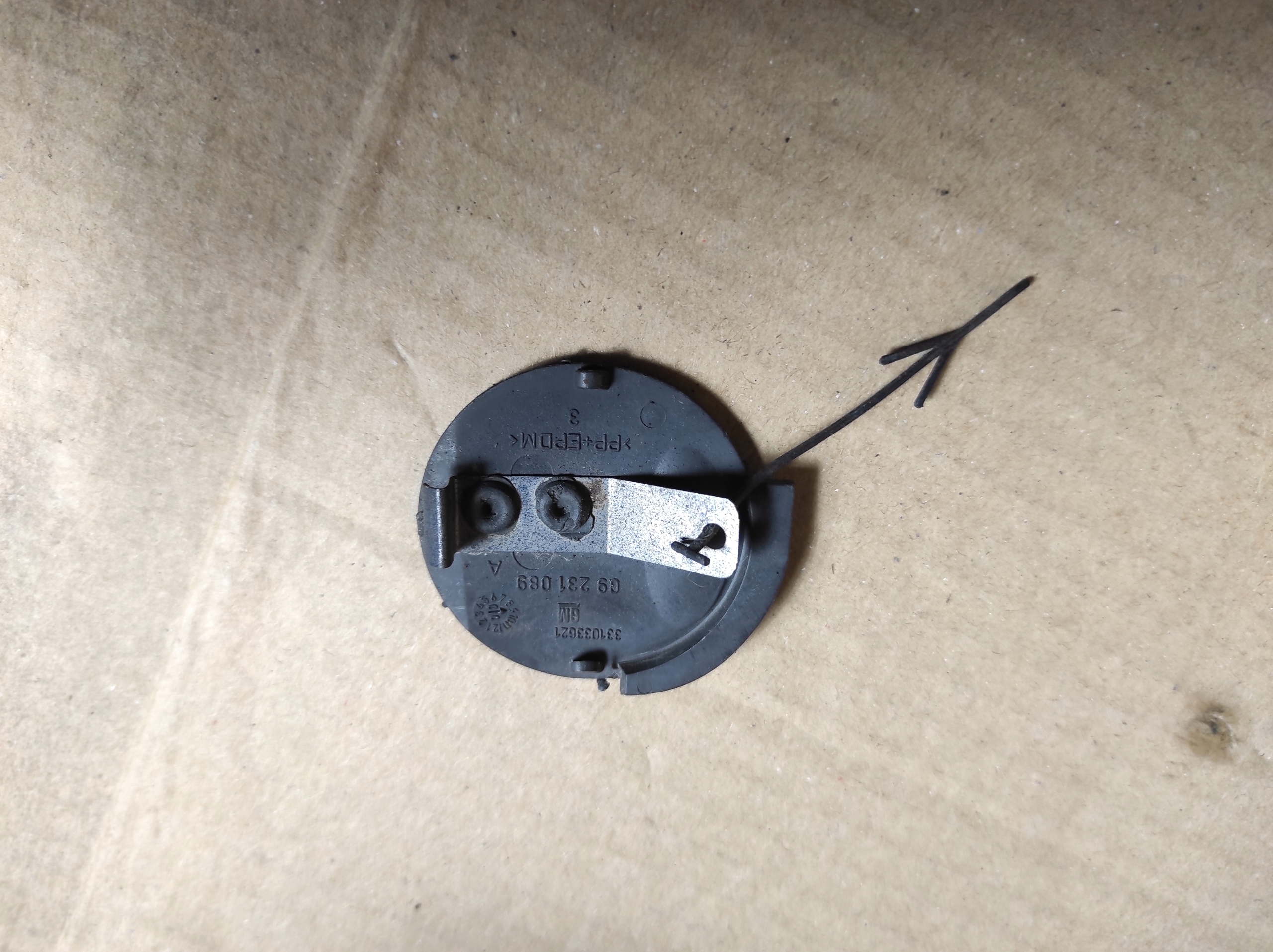 towing hook cap Opel Corsa C G9 231 089