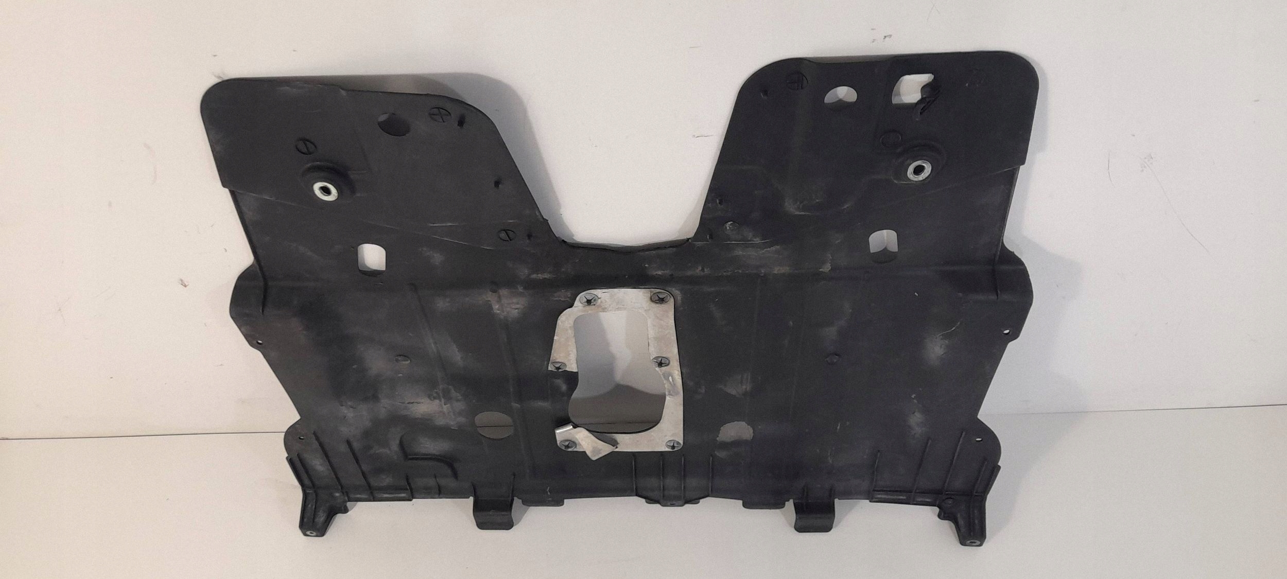 Fiat Tipo II cover below engine 00519843160E (PL475)