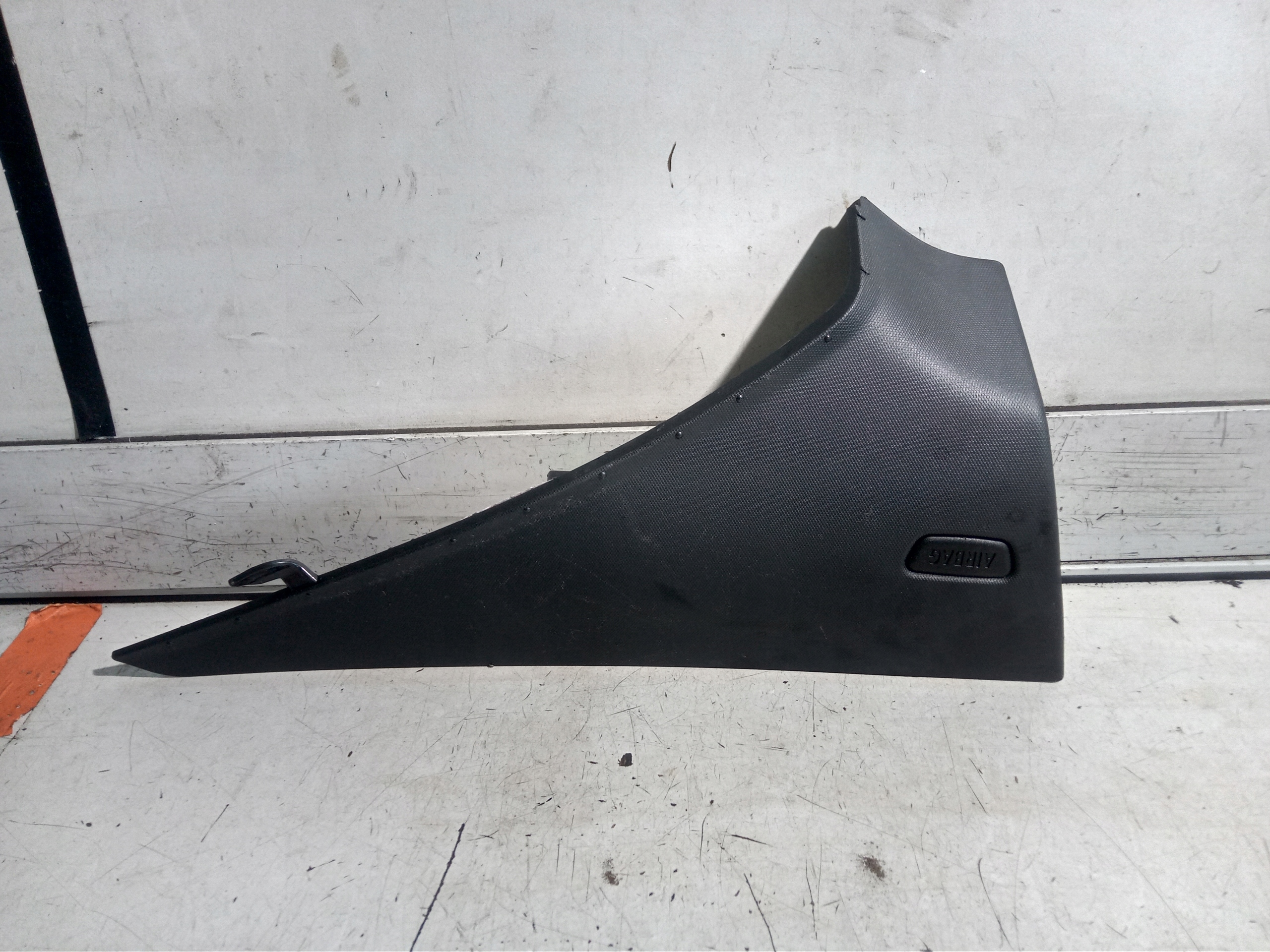 BMW 2 F44 кришка стійки C П 7475556