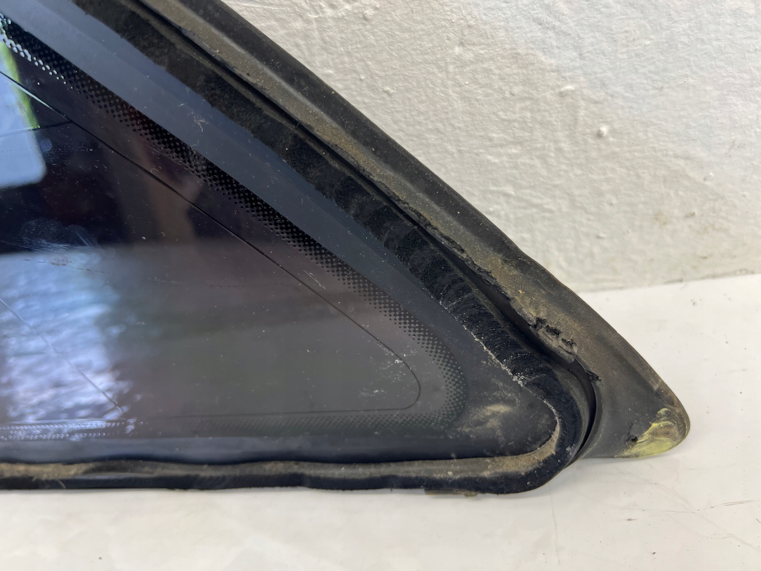 window bodywork GRZANA AS2 right rear part AUDI A6 C6 KOMBI 2007R