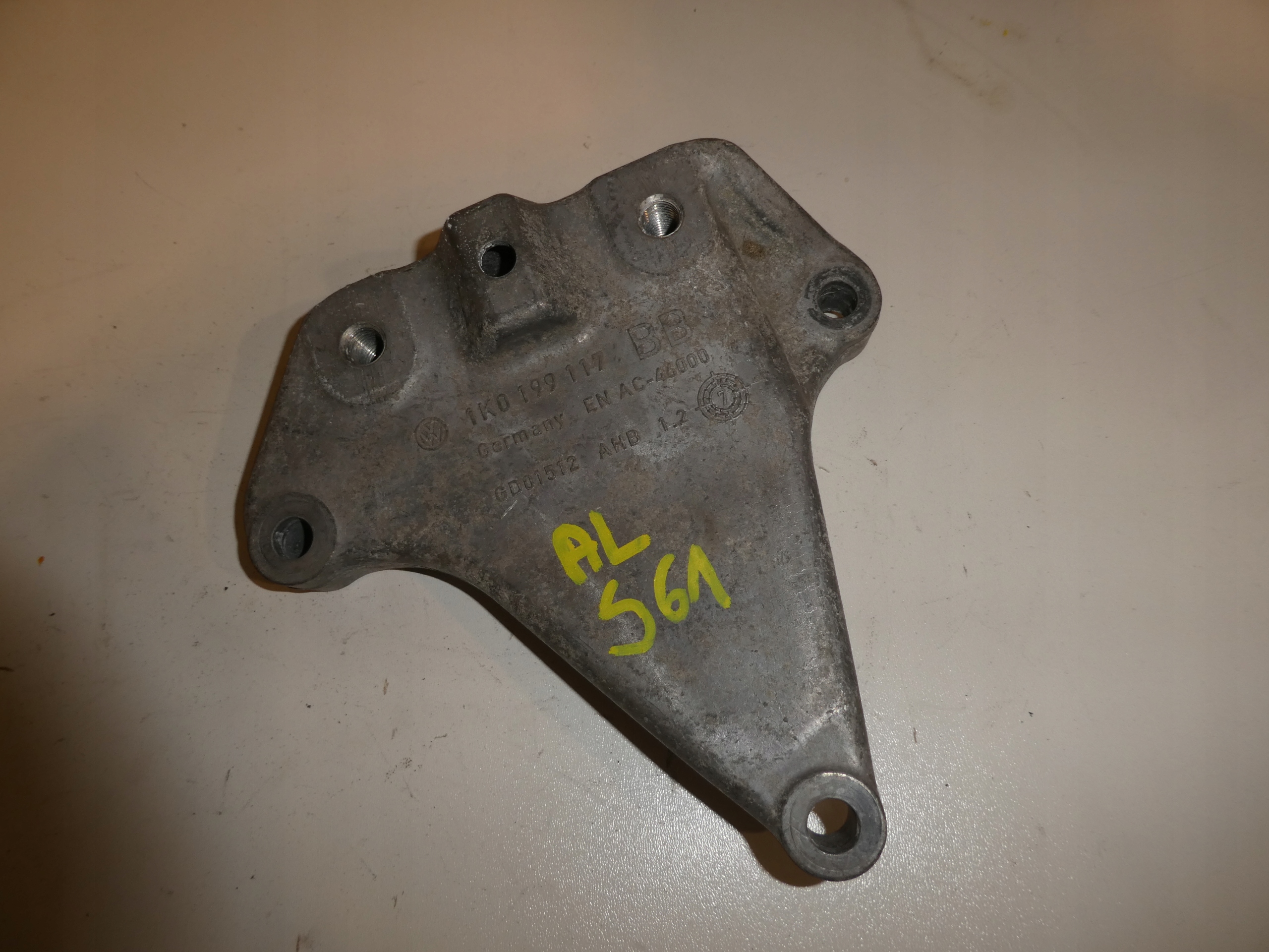 getriebehalter getriebe 1K0199117BB AUDI VW SKODA SEAT