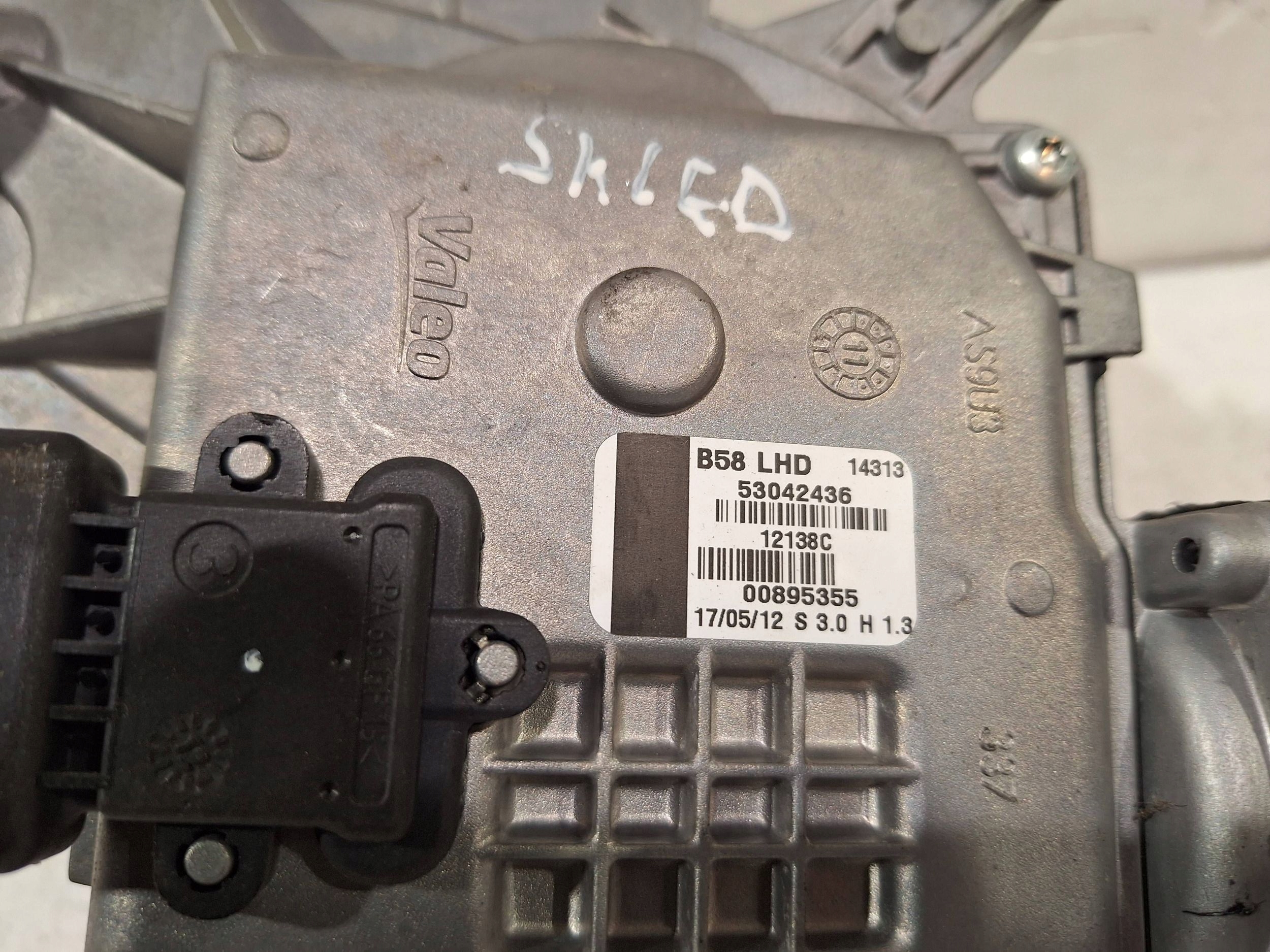 wiper mechanism front left 53042436 CITROEN C4 PICASSO and 06