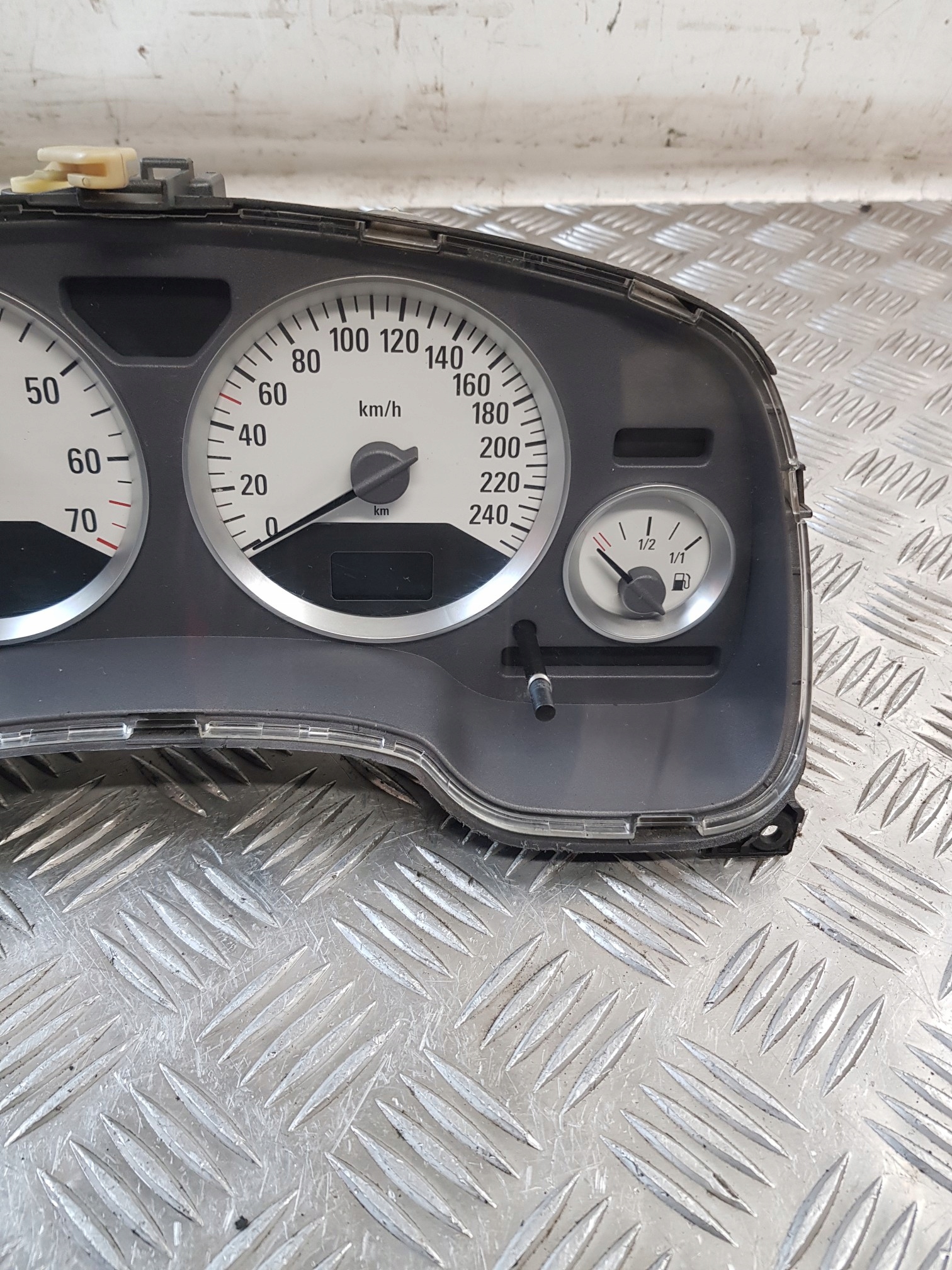 dials 09231131FF OPEL ASTRA G BERTONE 2.2B 01R- EUROPA