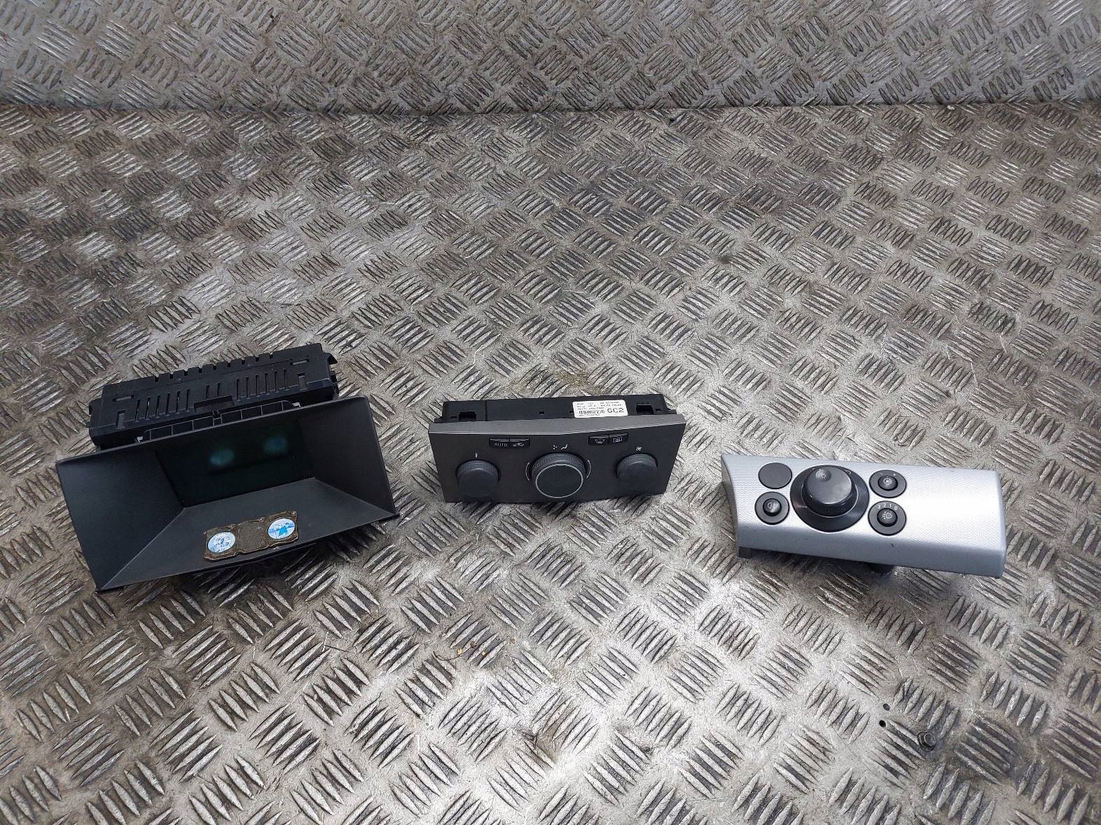 PANEL air conditioning devices + light switch + display OPEL ASTRA H 13122963