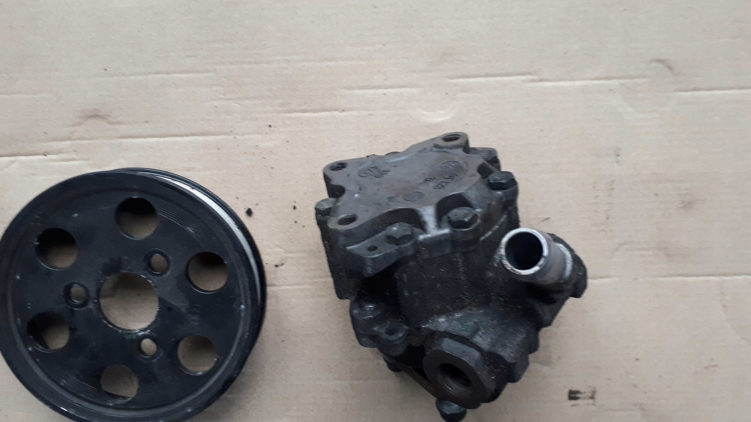 Q5 8R servo pump 3.0 TDI 8R0145155G