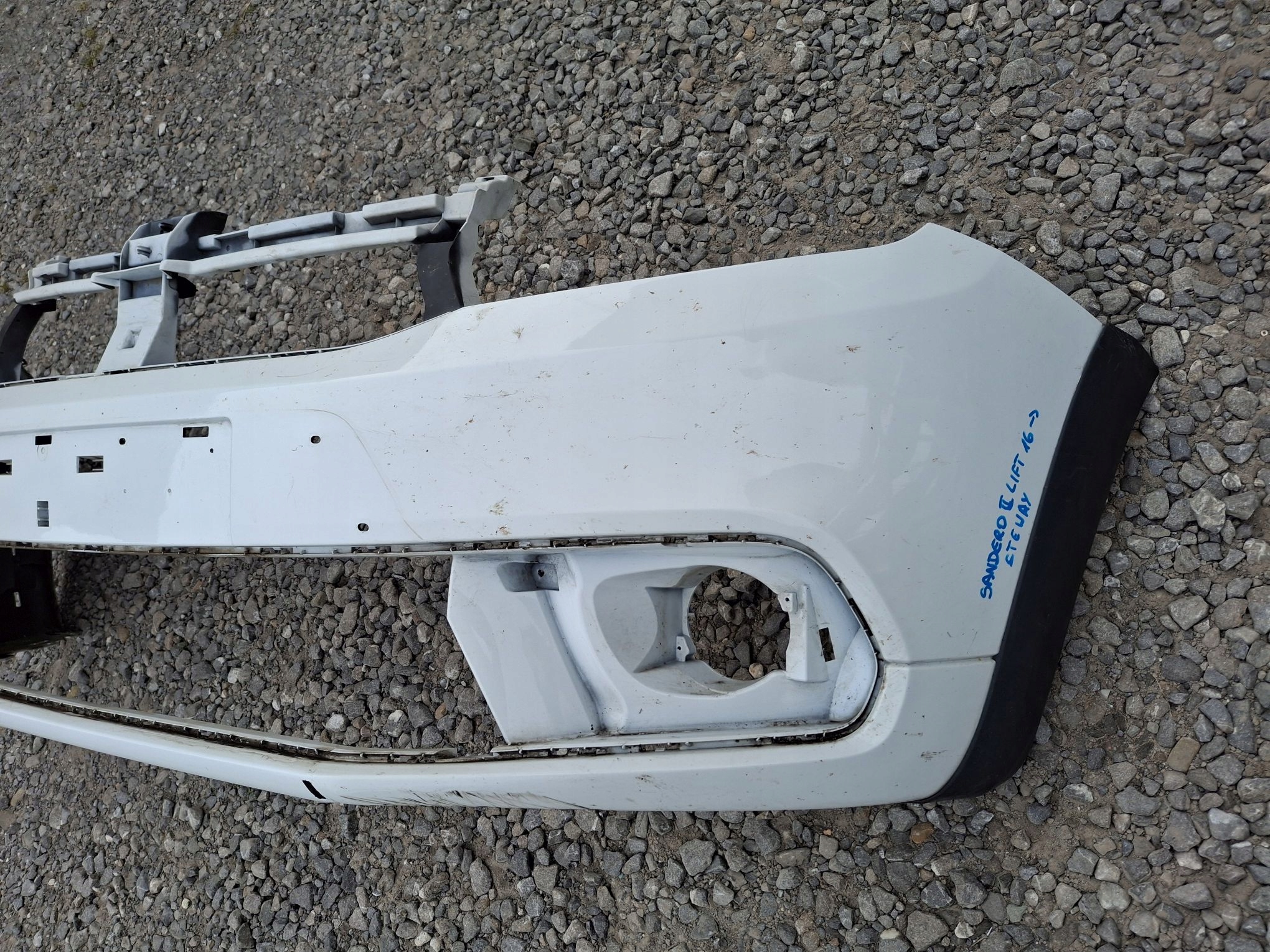 front bumper DACIA SANDERO II LIFT STEPWAY 2016R->