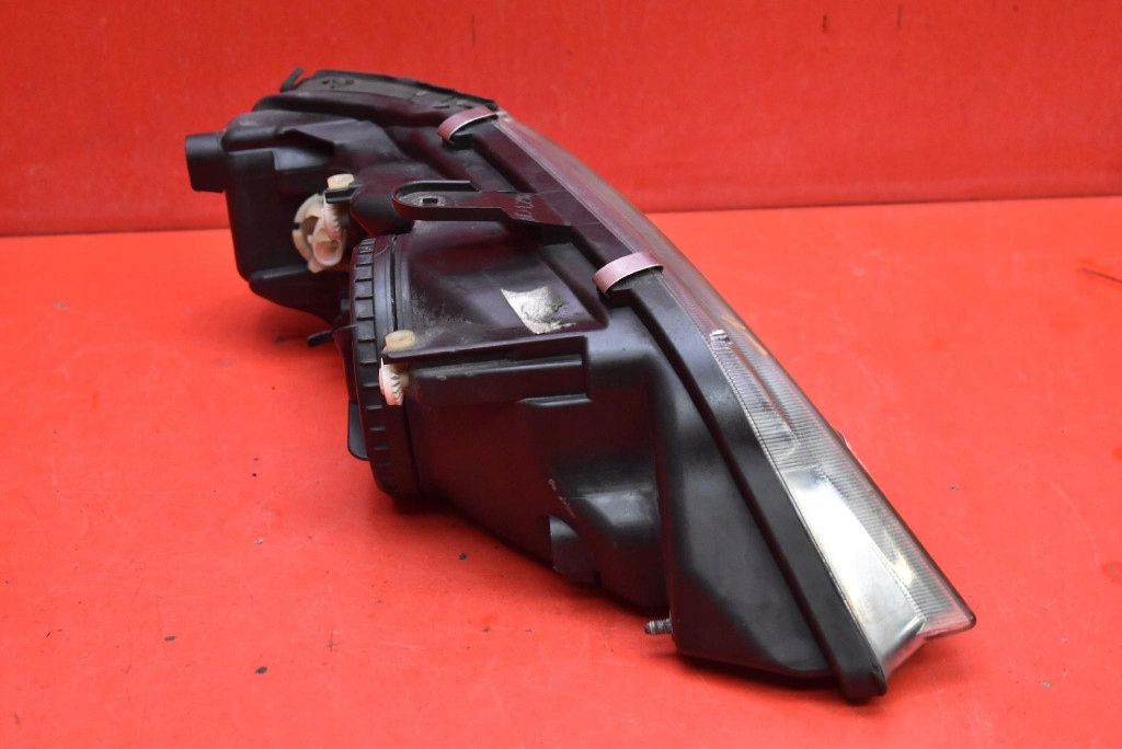 REFLEKTOR left light front EU 156263-00 MITSUBISHI SPACE STAR 1 and 02-05