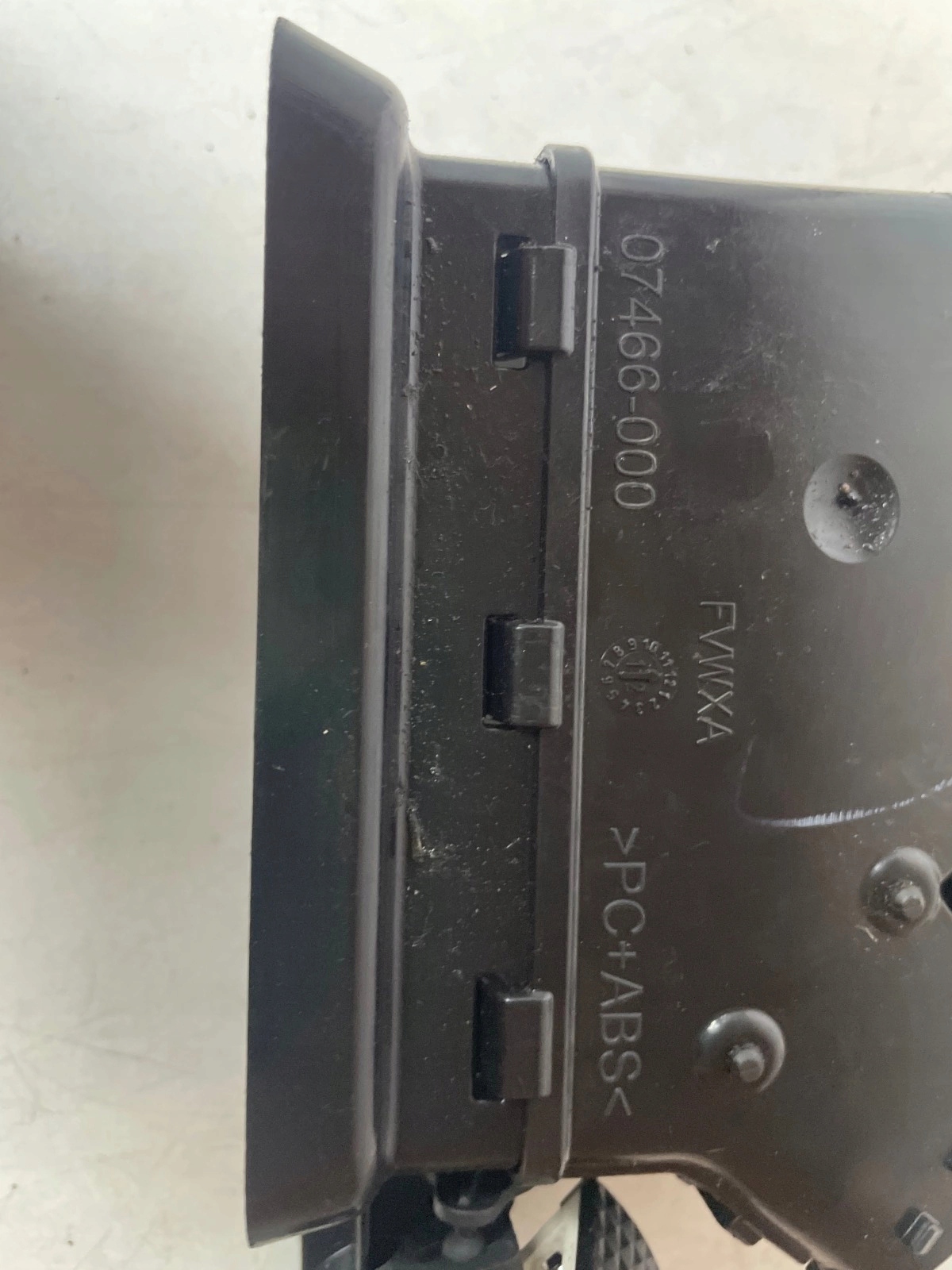 grid air conditioning devices central right Ford C-Max MK2