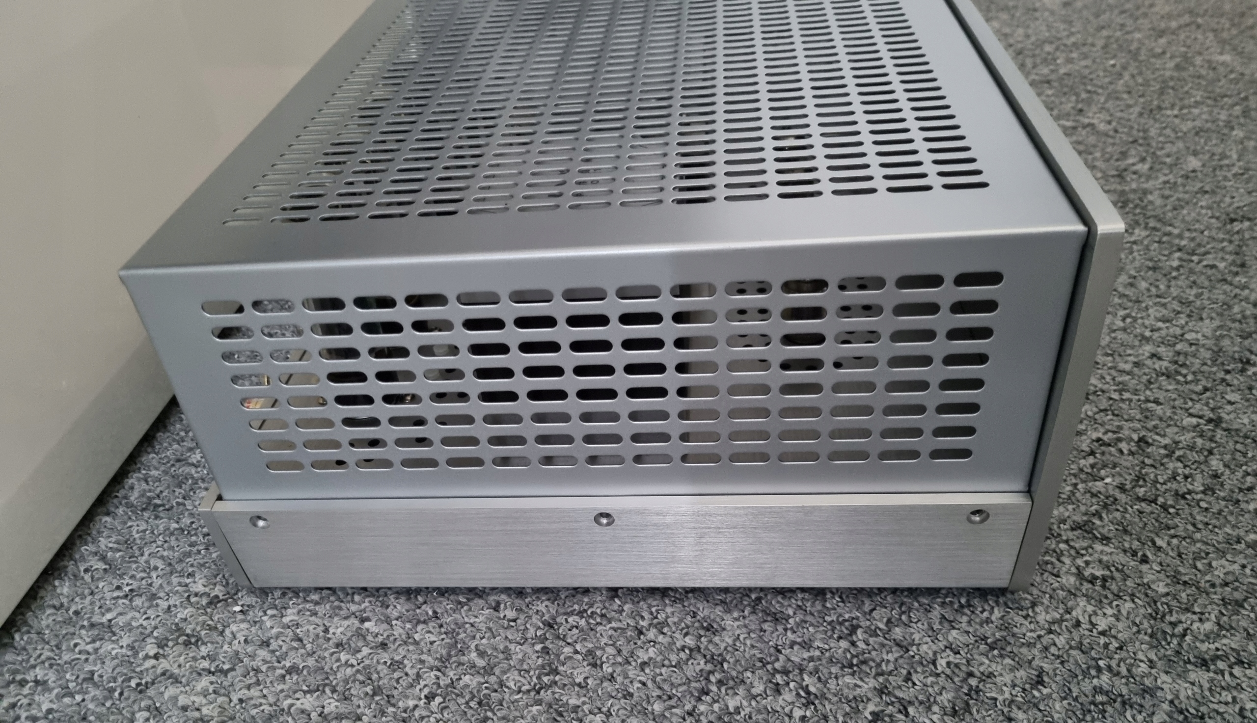 Wzmacniacz lampowy Magnat RV1 Model RV1