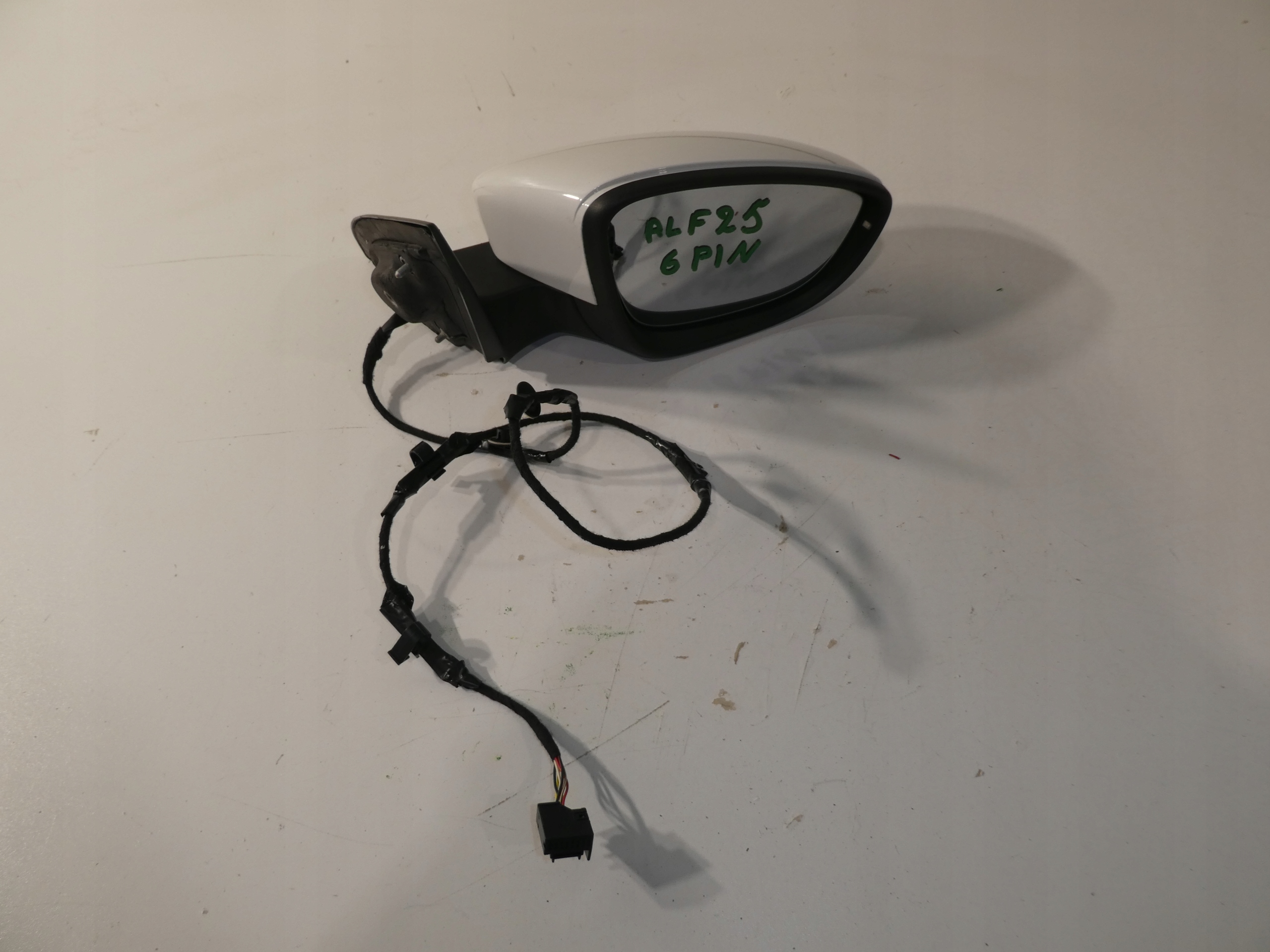 SPECCHIETTO RETROVISORE Destro VW SCIROCCO 1K8 6PIN