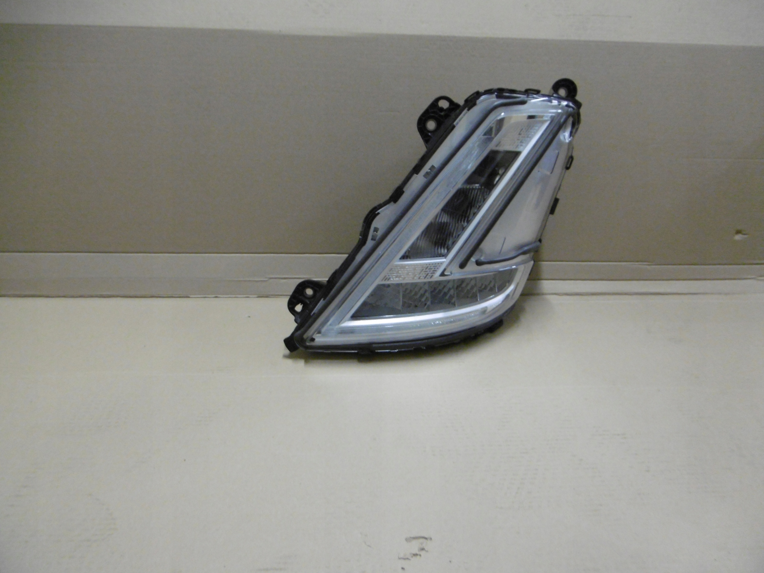 LAMPA REFLEKTOR FULL LED VOLVO FM 5 24056494