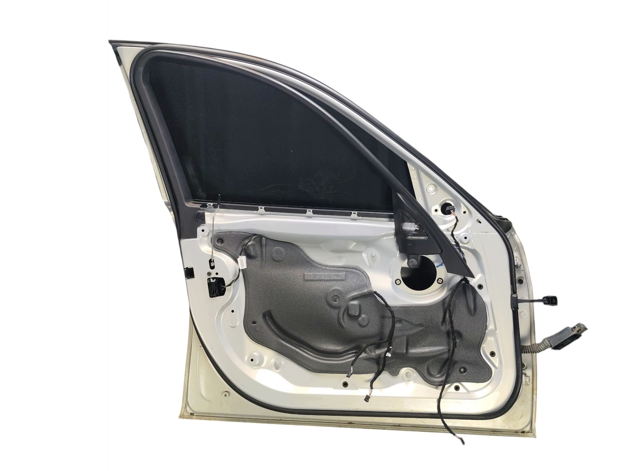 door left front BMW F30 F31 2011-2018 code LAKIERU MONDSTEIN METALLIC (X04)