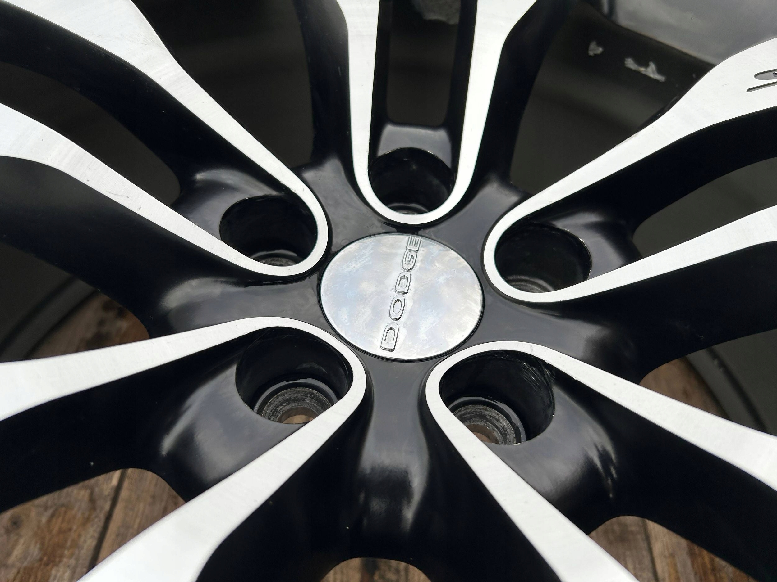 wheel disc disc 20" 20x9jx25.5 Dodge Charger Challenger SRT 2011