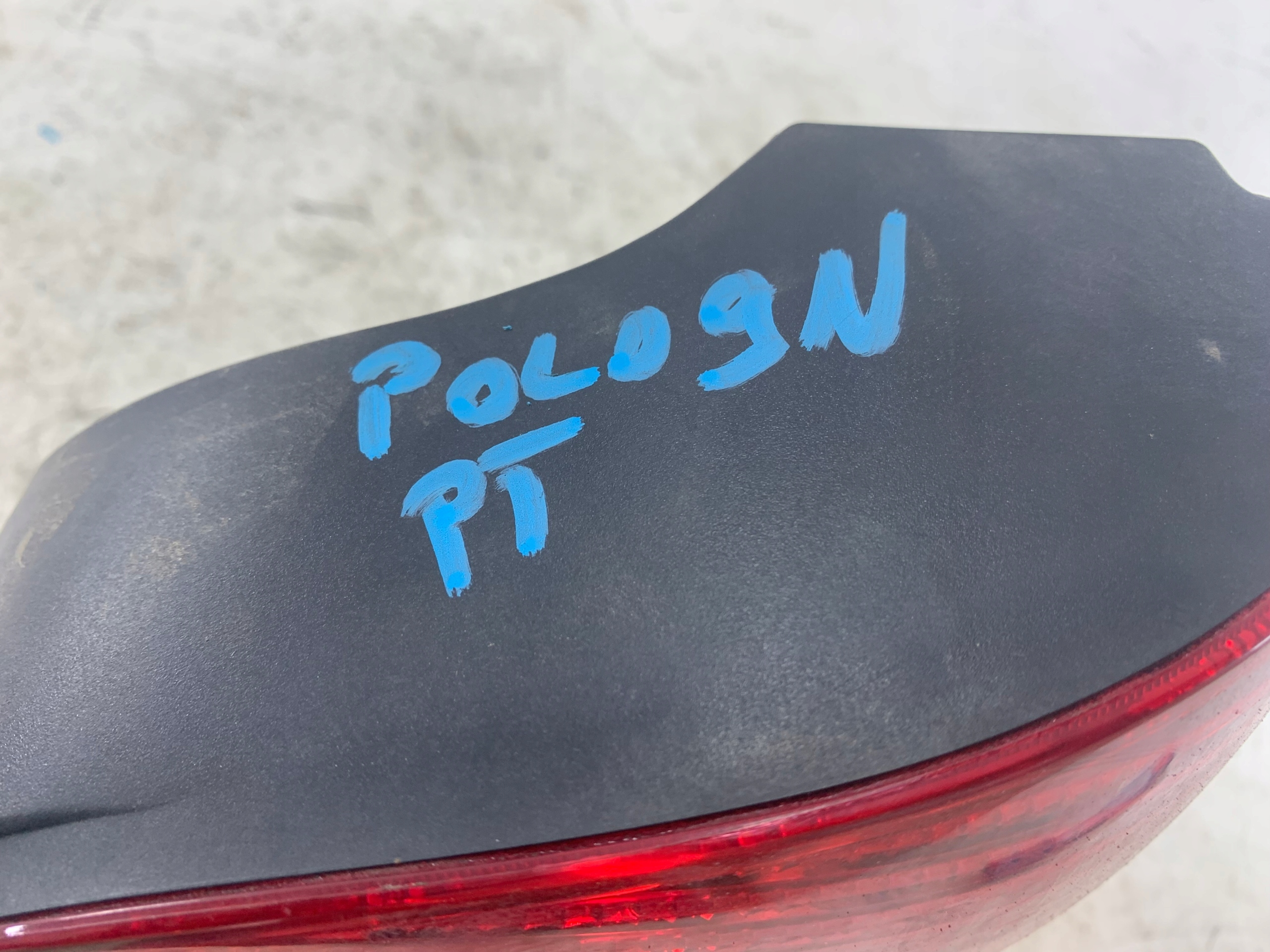 VW POLO IV 9N light right rear part