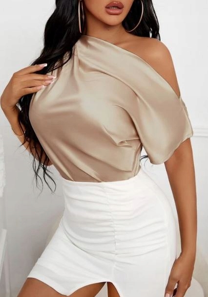 SHEIN BLUZKA SATYNOWA BEŻOWA GŁADKA BASIC 38 1VID Cechy dodatkowe marszczenia