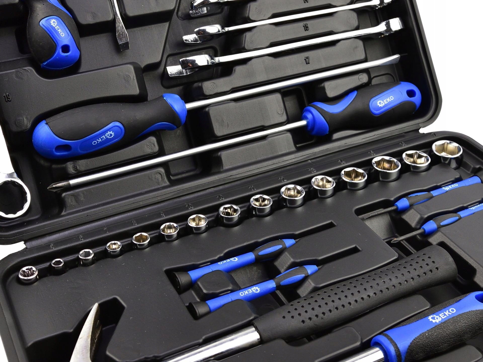 086c0b0e4d09a3e6810e8db4352b