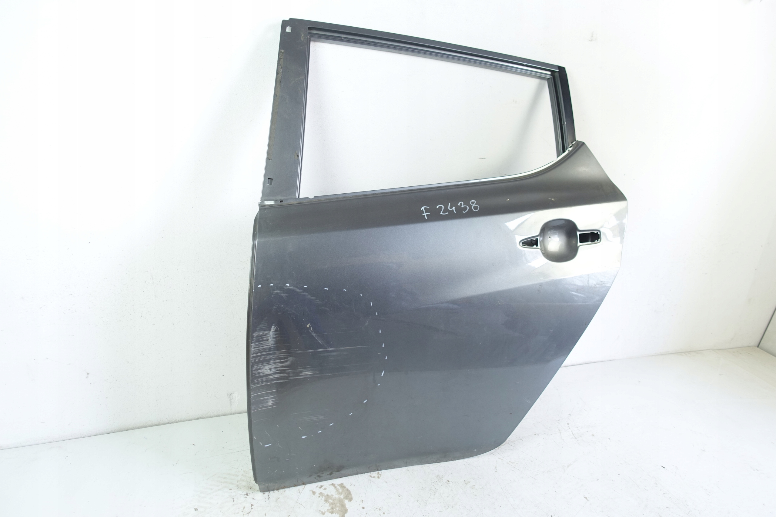 NISSAN LEAF II 2 2017- door left rear part left rear.