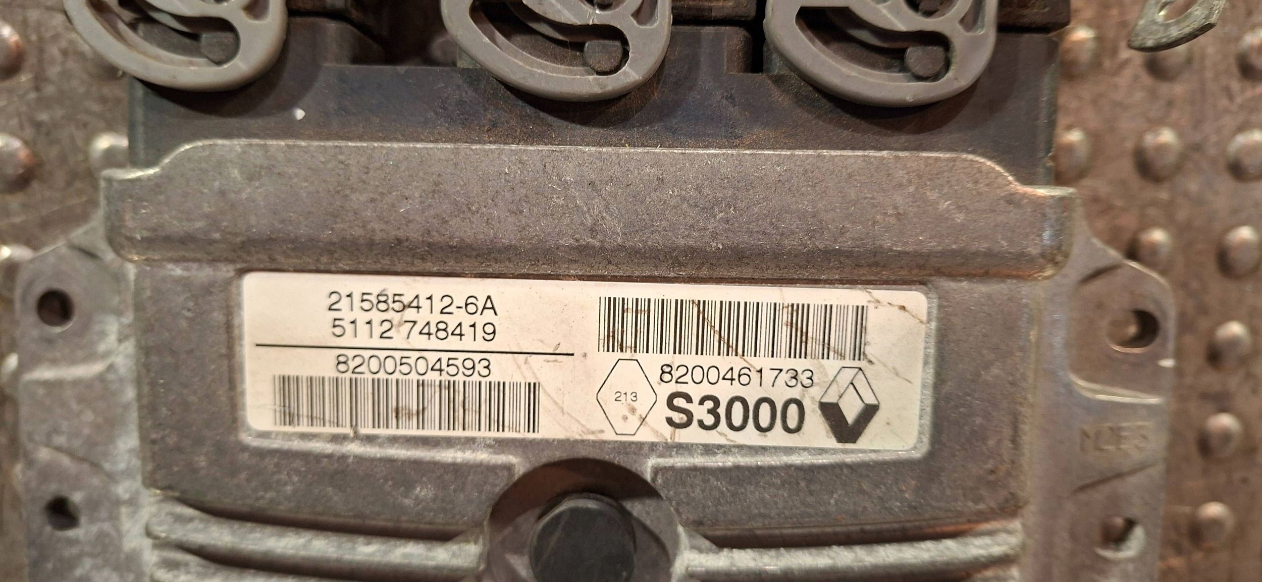 control unit of the engine computer 215854126A 8200504593 RENAULT CLIO III 1.4