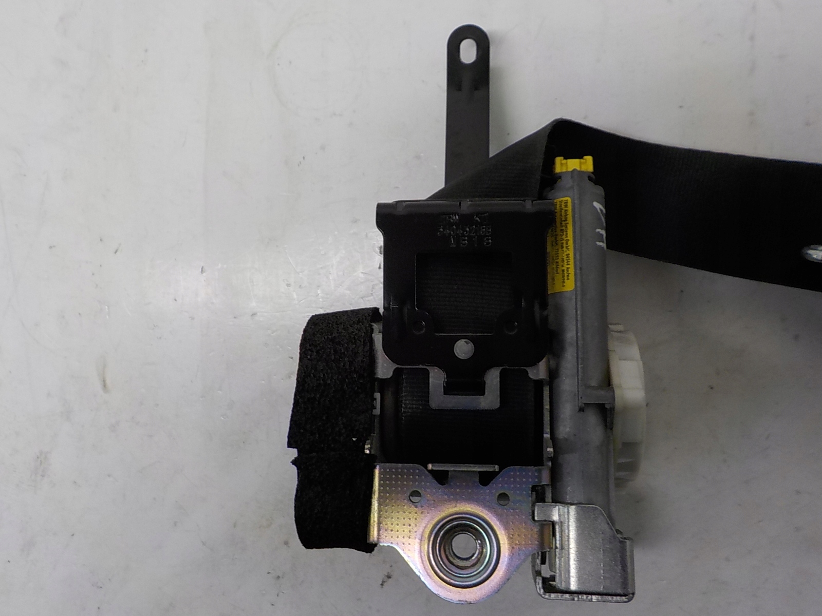 FORD FIESTA VII MK7 sicherheitsgurt spanner rechts 8V51-B61294-CM