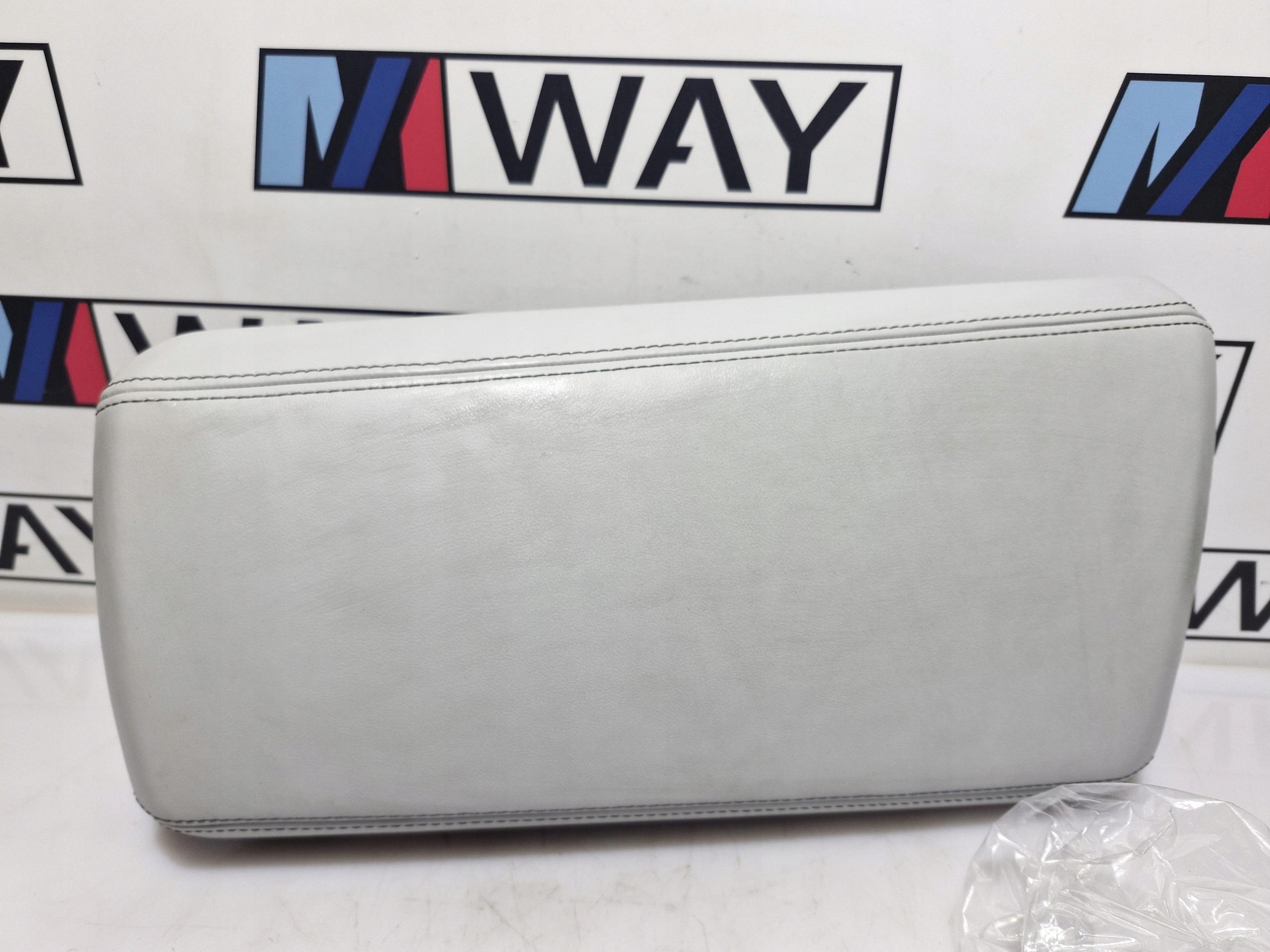 BMW G80 G82 armrest leather 9483596