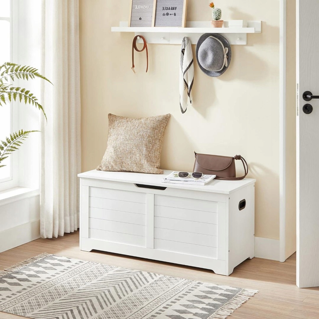 SKRZYNIA Z SIEDZISKIEM KUFER PUFA DO PRZECHOWYWANIA BIAŁA Stan opakowania oryginalne