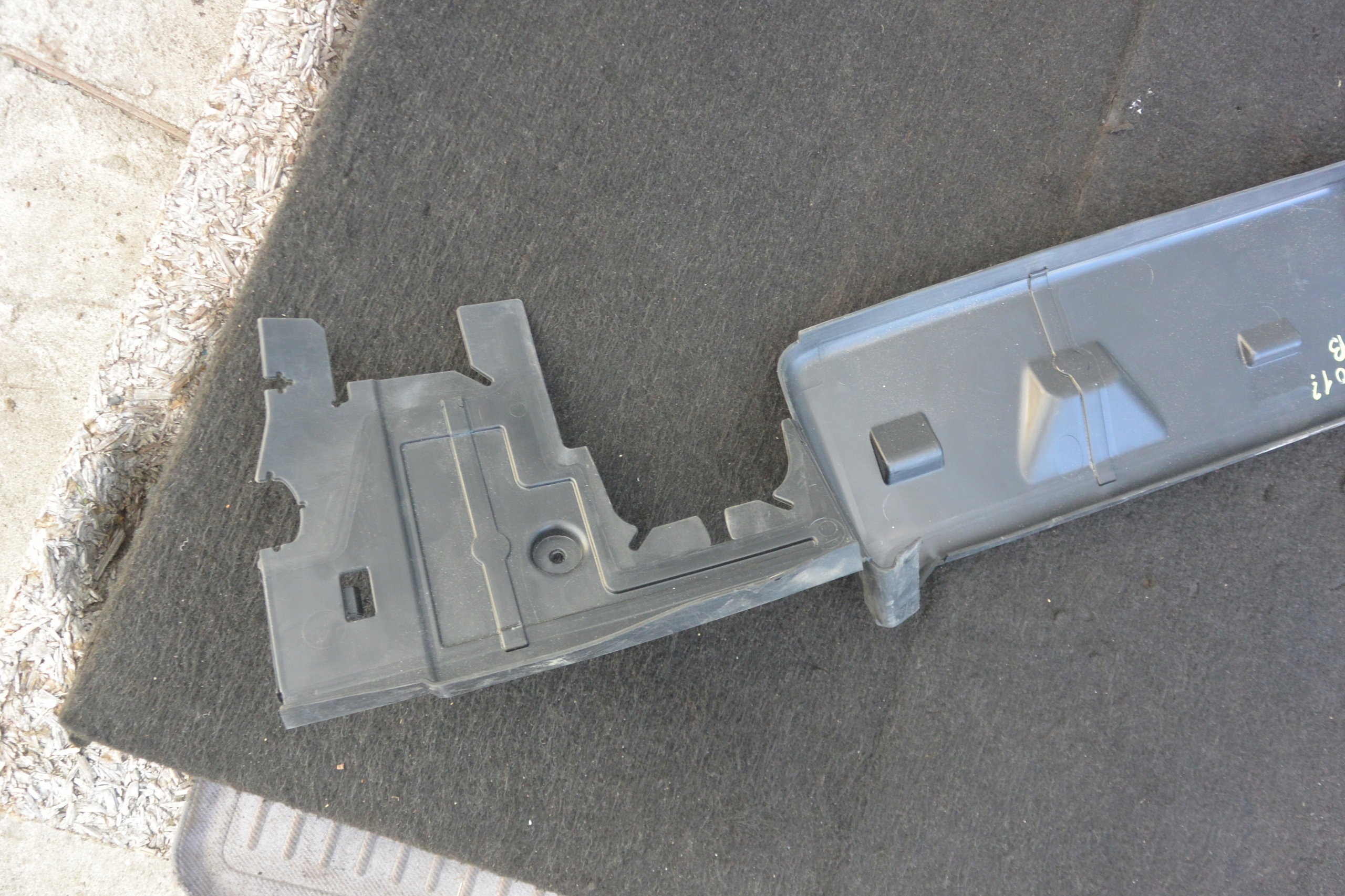 BMW X3 X4 G01 G02 drain intake air lower DOL
