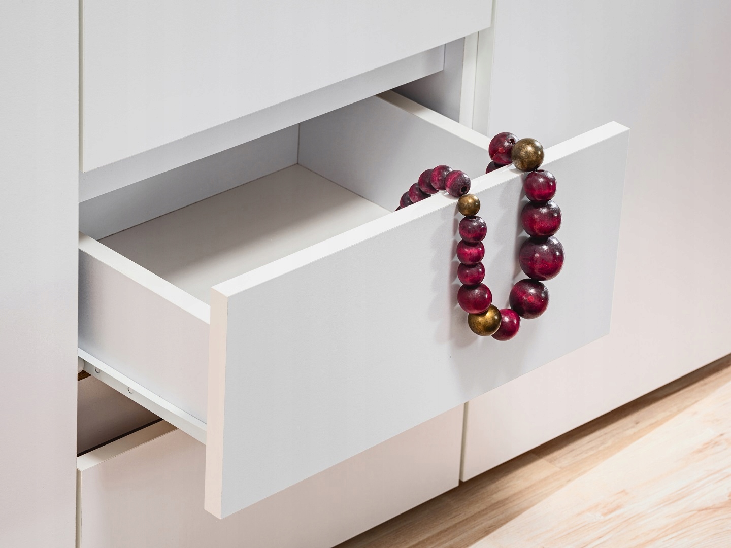 ZESTAW DUŻA POJEMNA KOMODA SZAFKA RTV SZUFLADY DRZWI BIAŁA 200 cm Liczba szuflad 4