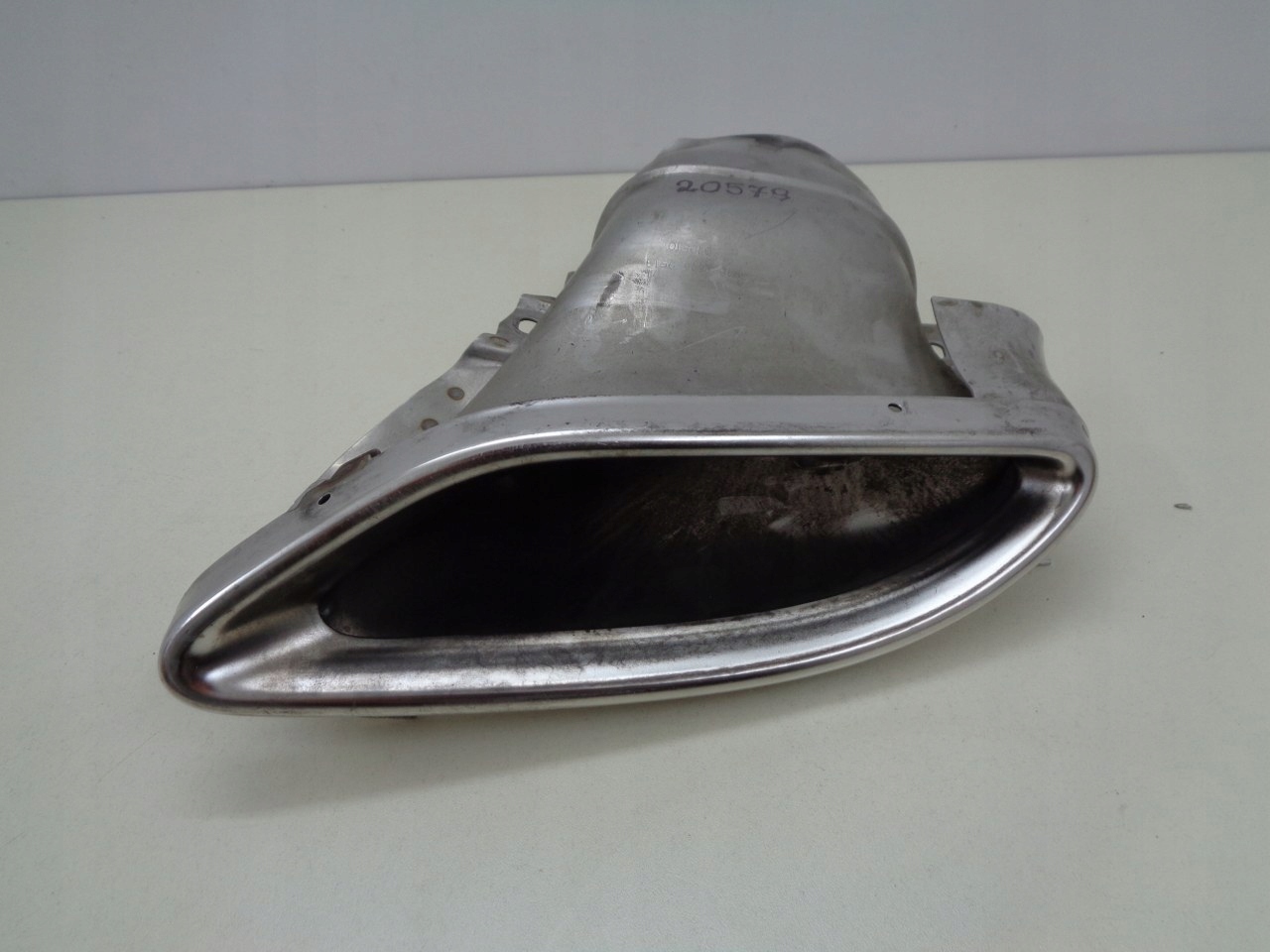 A2124902727 - MERCEDES E-Class W212 LIFT наконечник выхлопной трубы левый