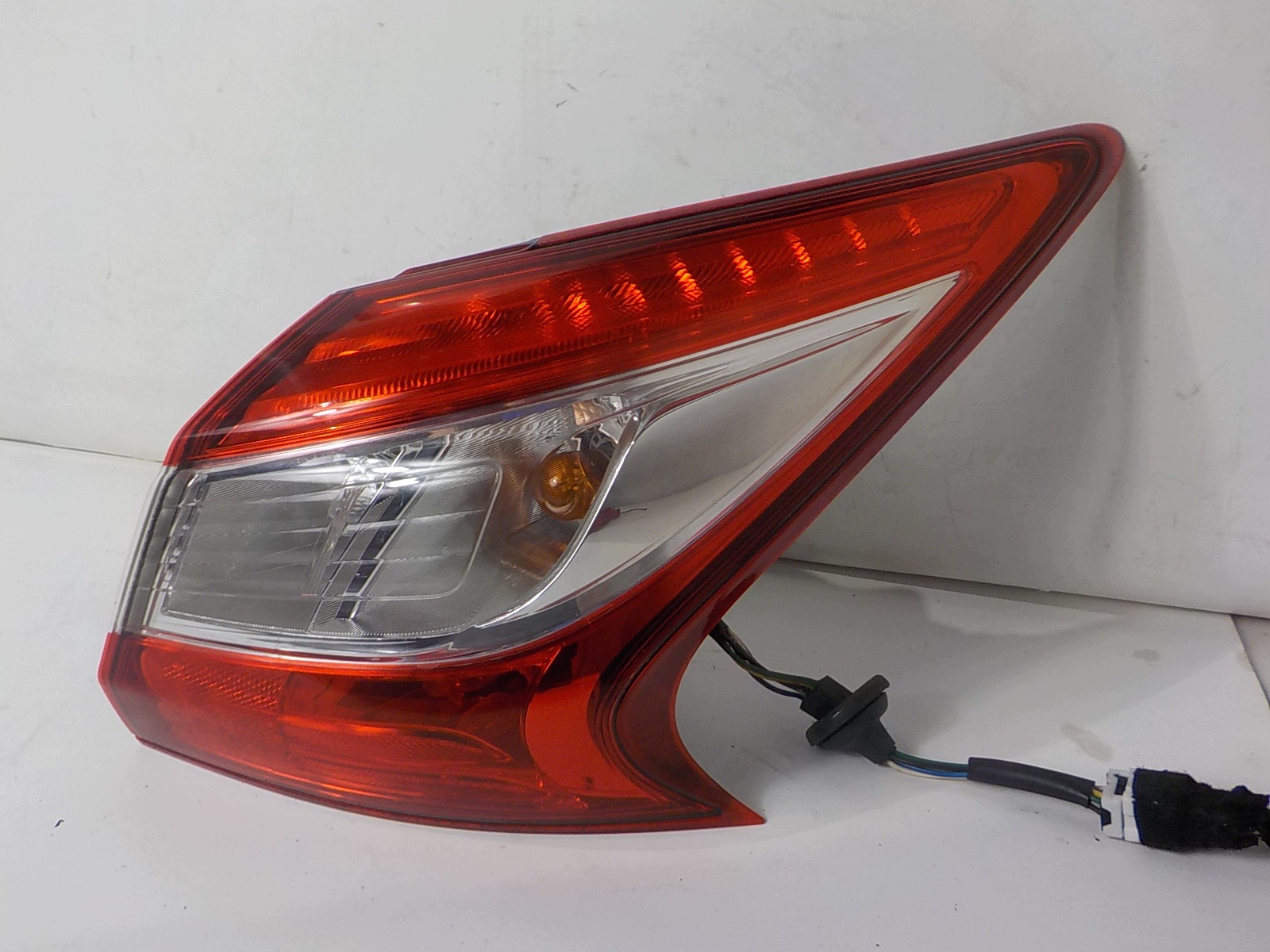 NISSAN PULSAR light right rear part rear