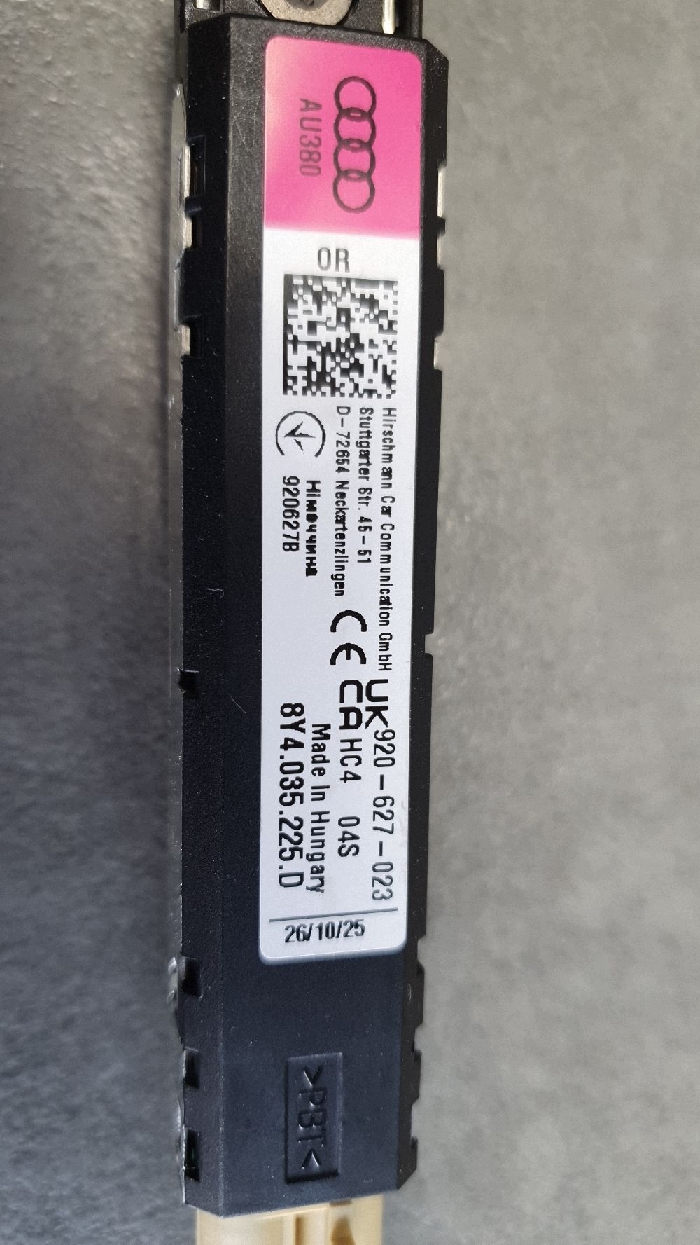 Audi A3 8Y antenna amplifier 8Y4035225D