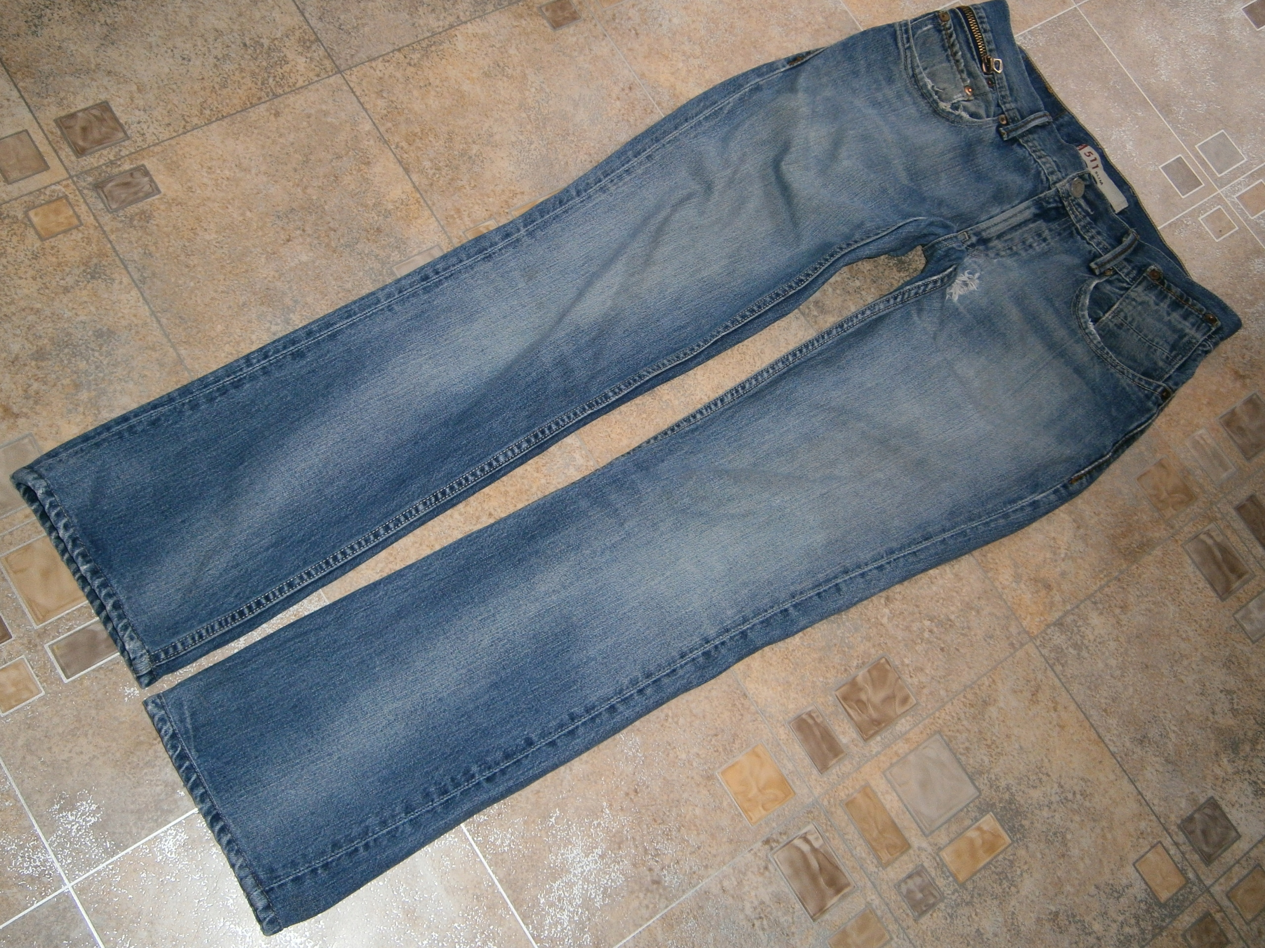 LEVIS 511 SLIM 33/34 W33 L34 Model 511