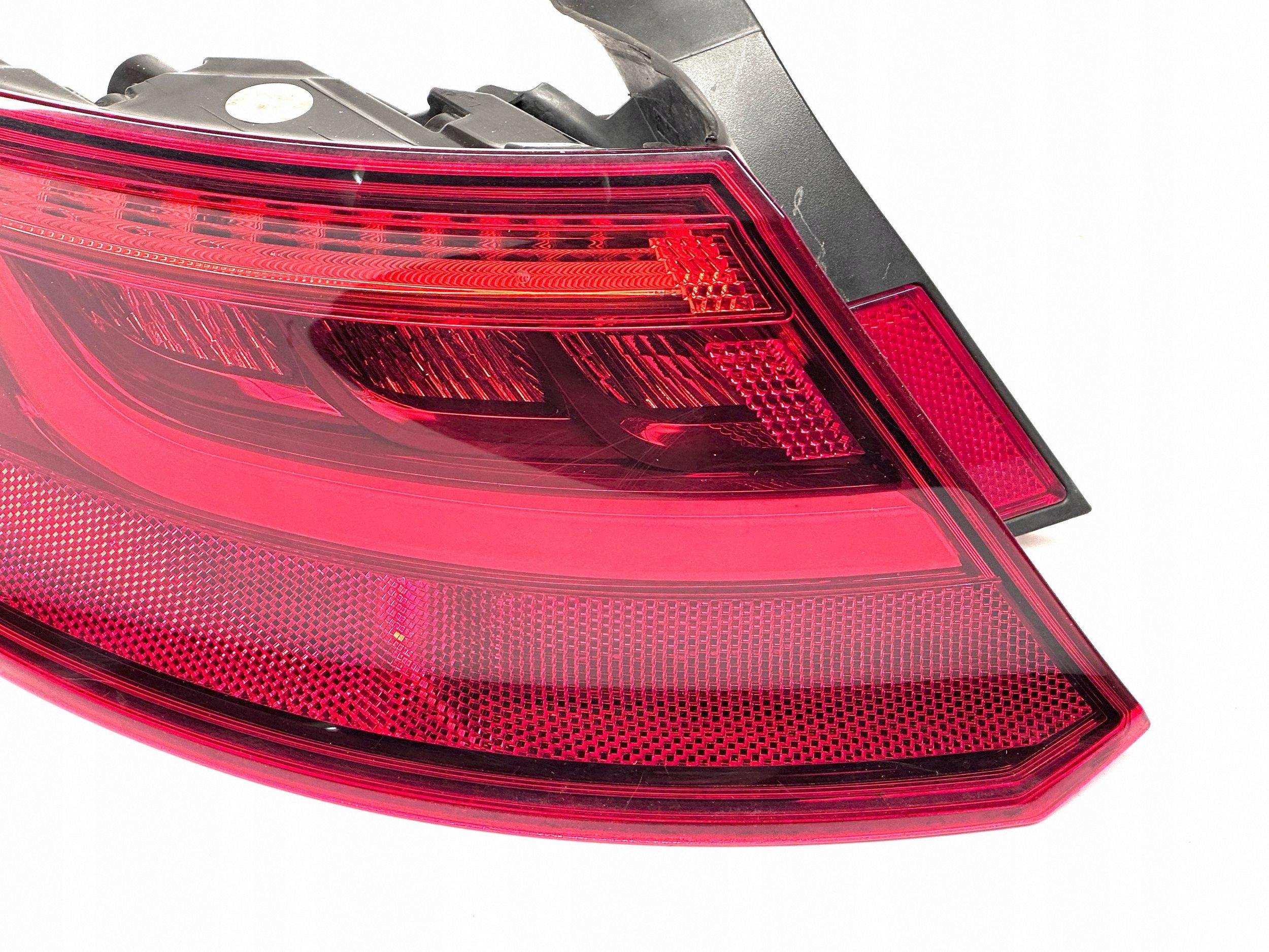 AUDI A3 S3 8V SPORTBACK light rear part rear left NEON LED 8V4945095A